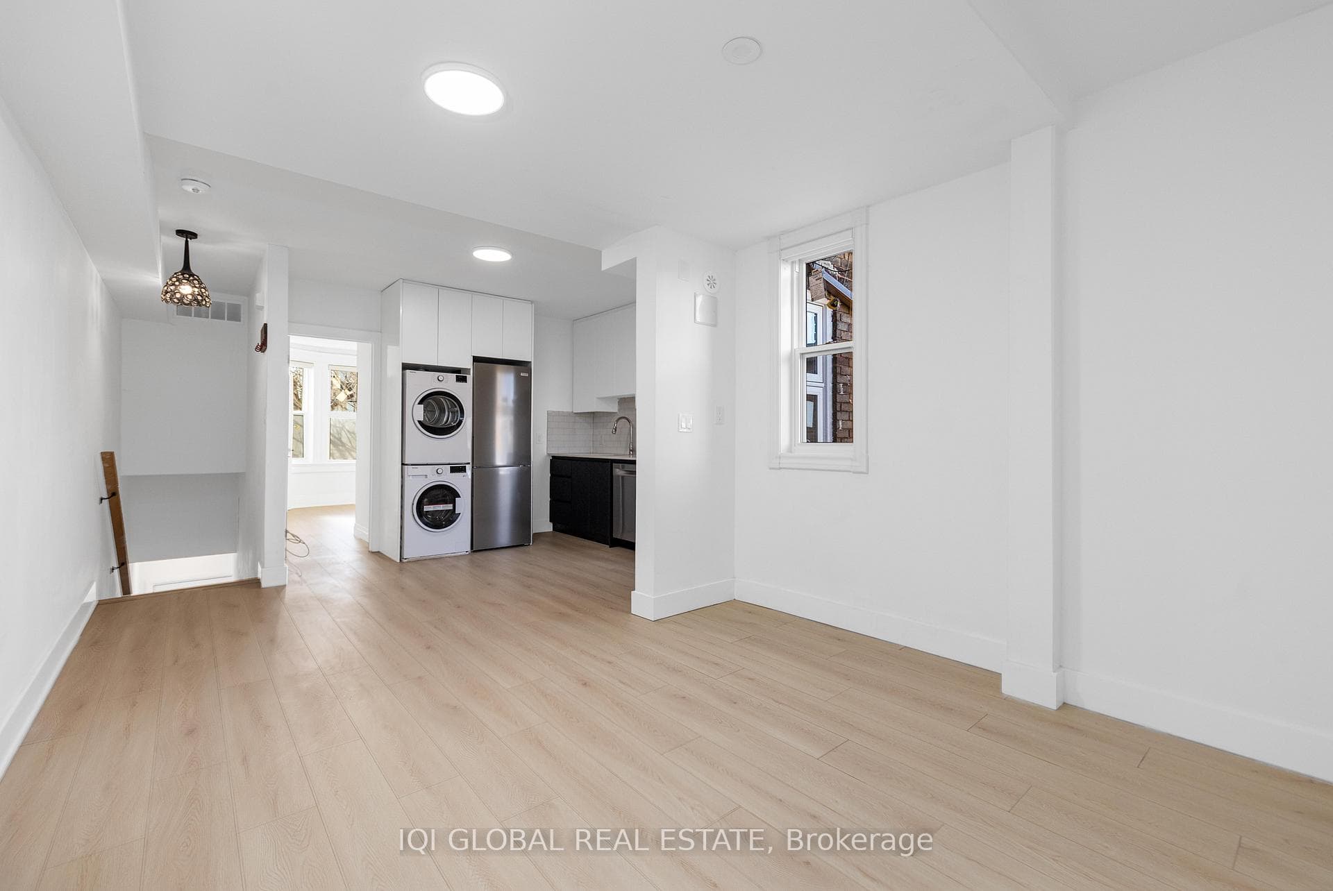 633 Ossington Avenue Unit Upper Unit photo 8