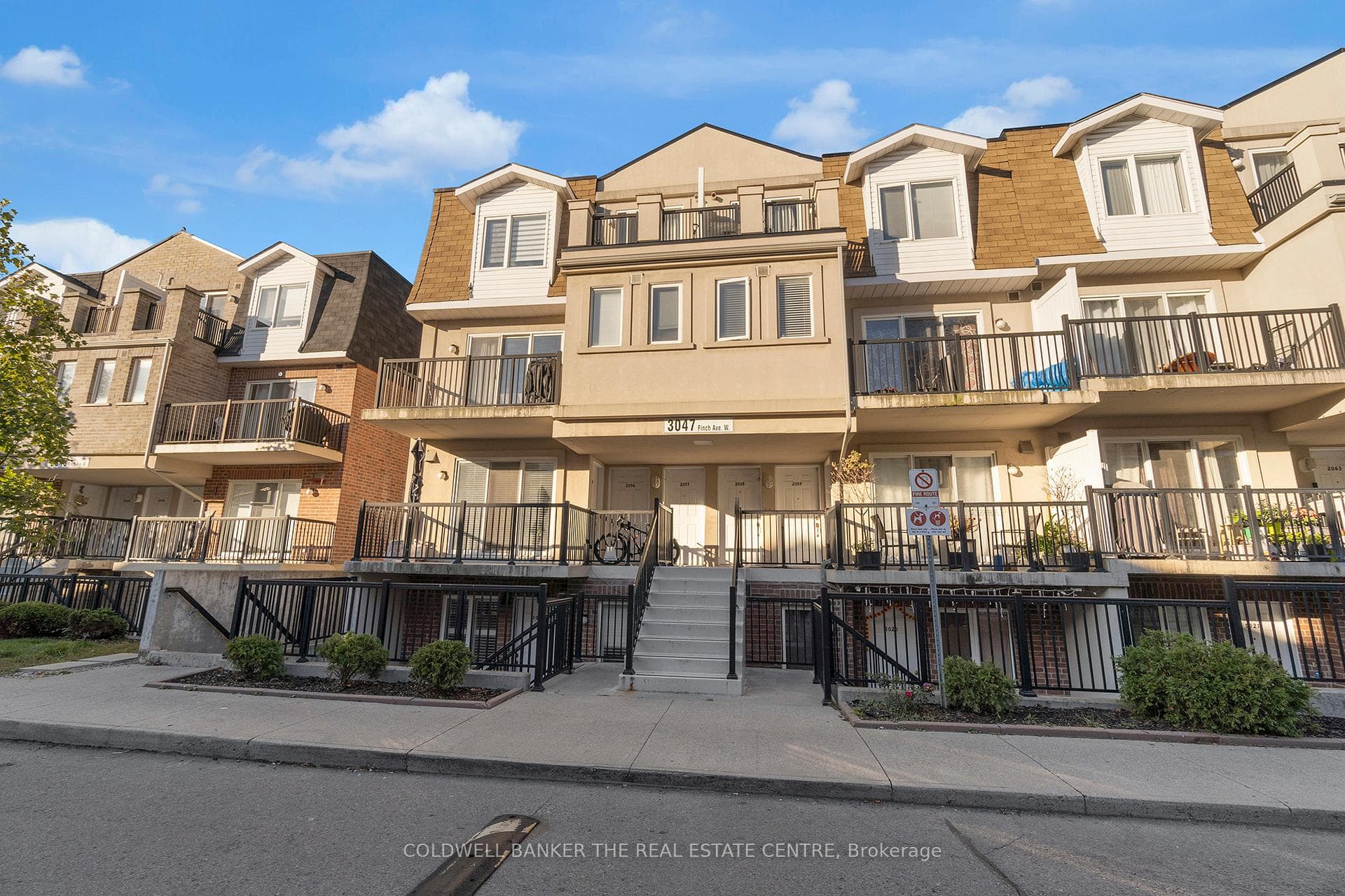 3047 Finch Avenue Unit 2057 photo 1