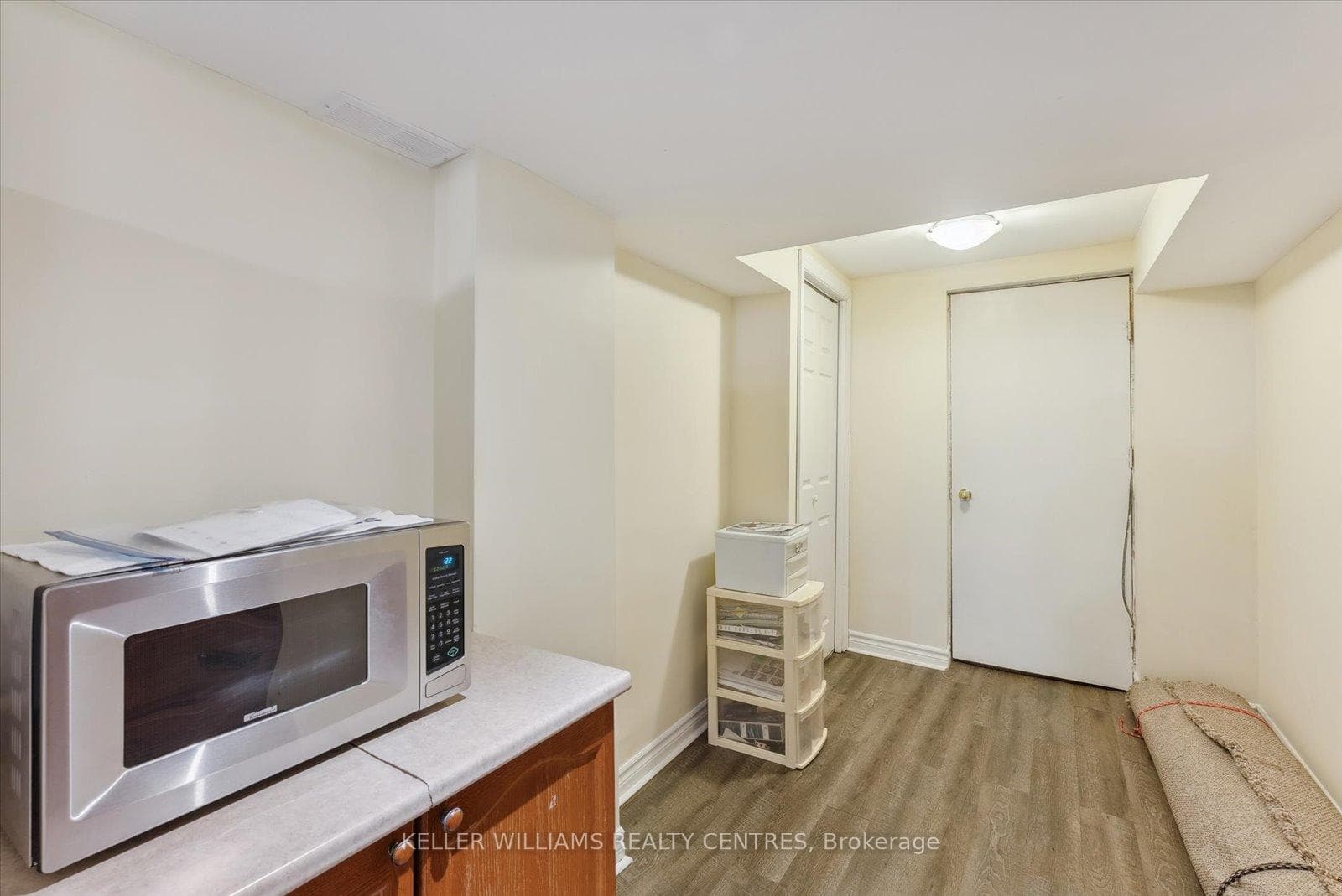 102 Zia Dodda Crescent photo 31