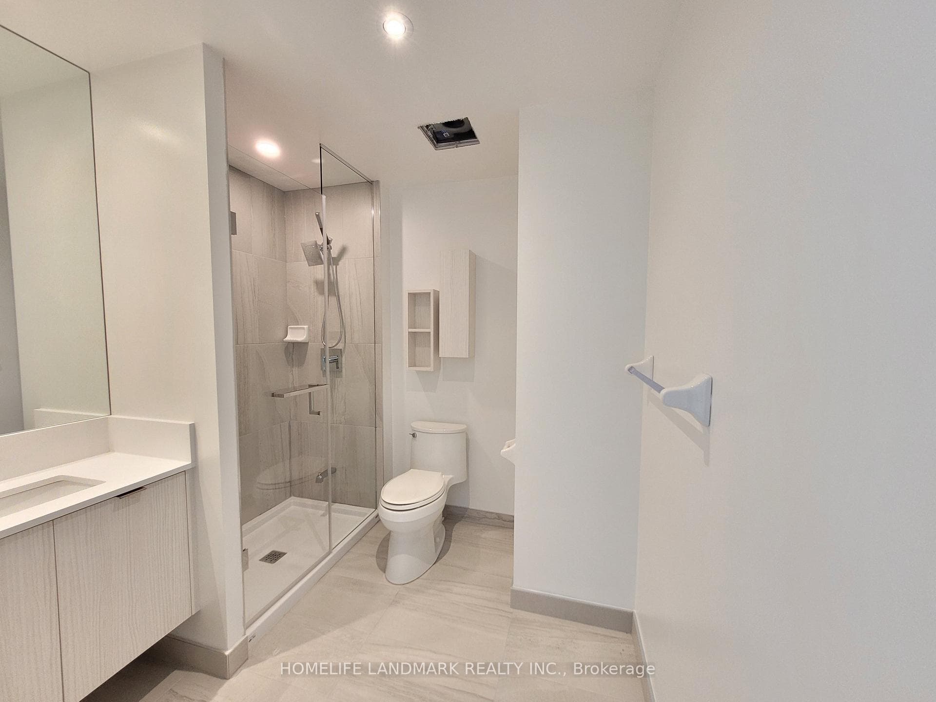 99 Broadway Avenue Unit 1803 photo 7