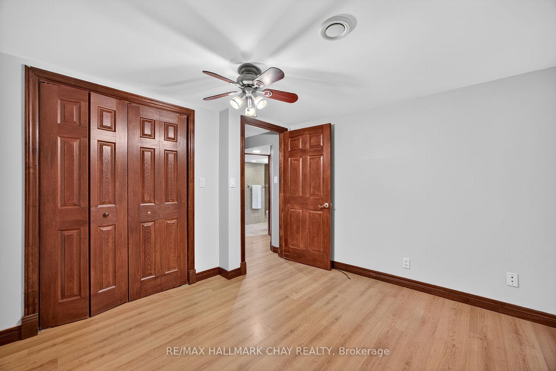 451 Jamieson Drive photo 15