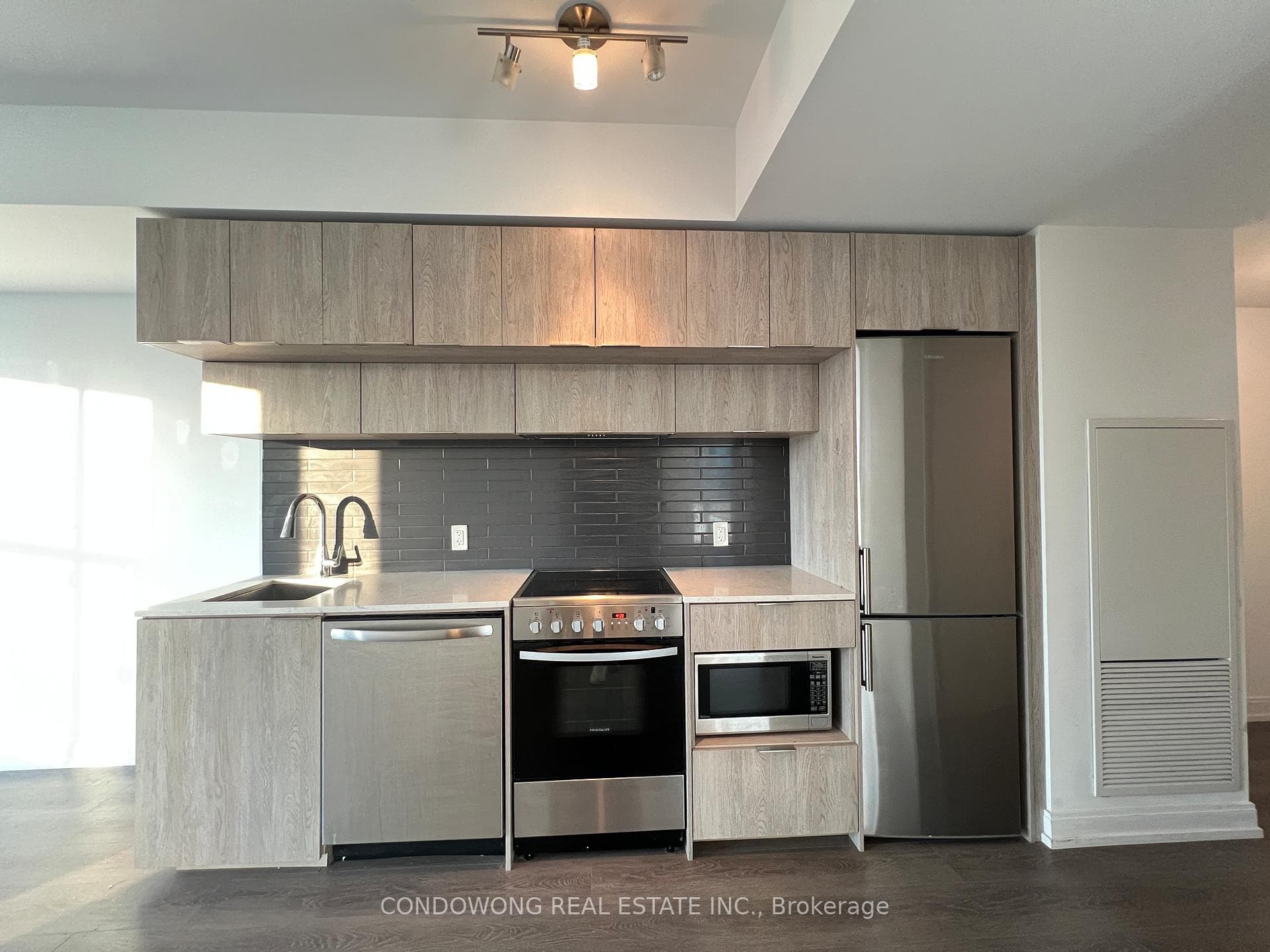 High End Kitchen