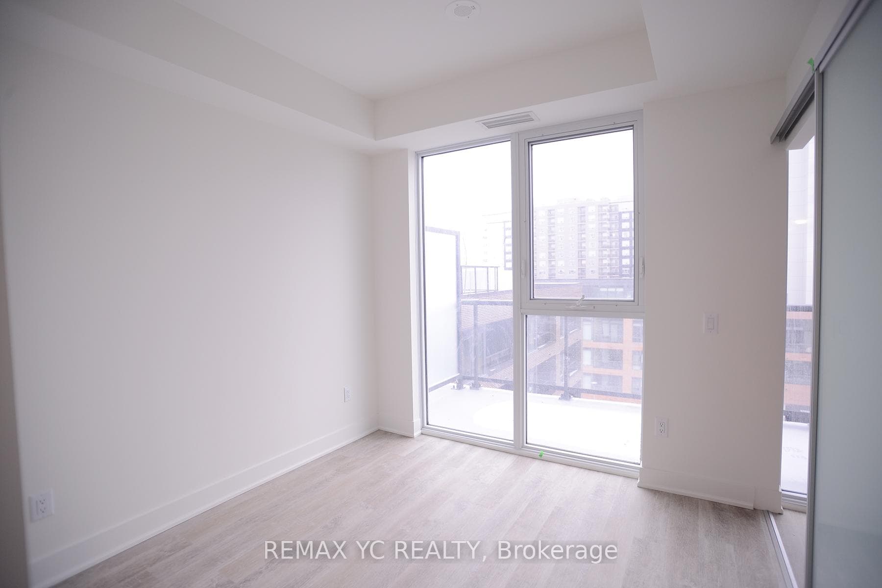 185 Deerfield Road Unit 501 photo 11
