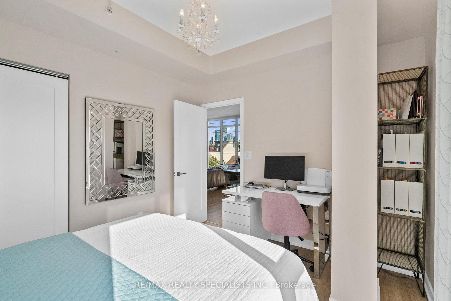 205 Manning Avenue Unit 310 photo 30