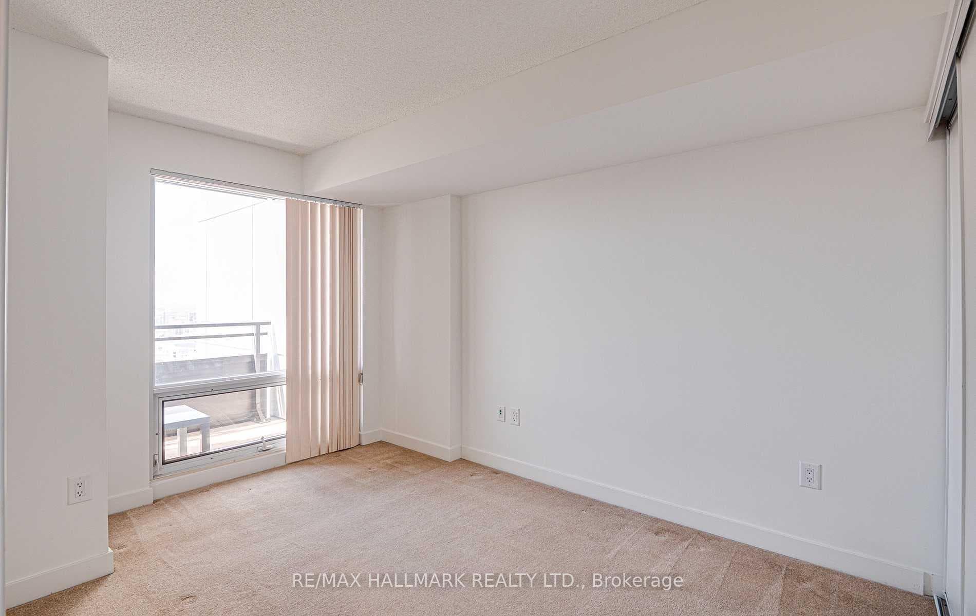 25 Telegram Mews Unit 4509 photo 5