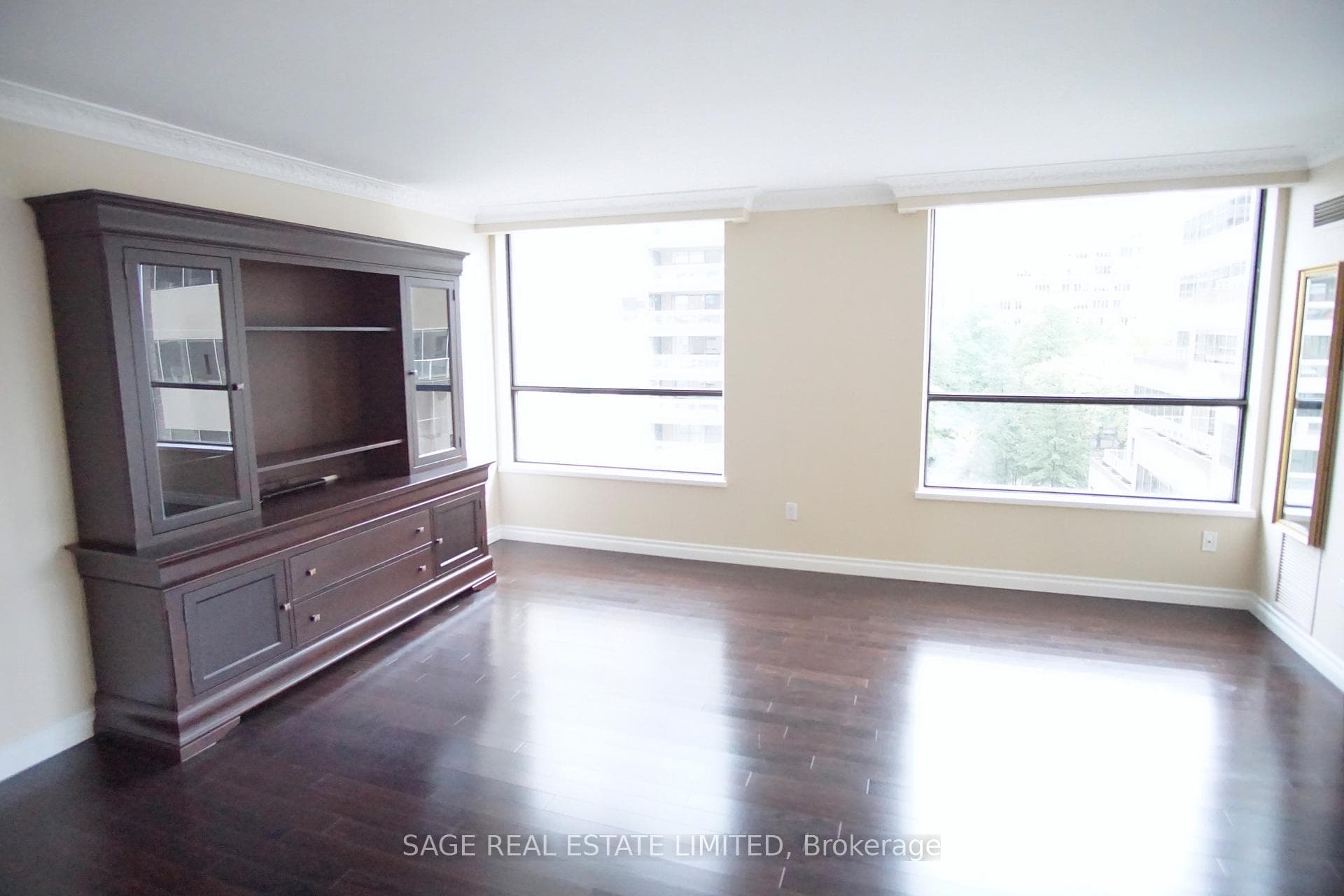 47 St Clair Avenue Unit 801 photo 4