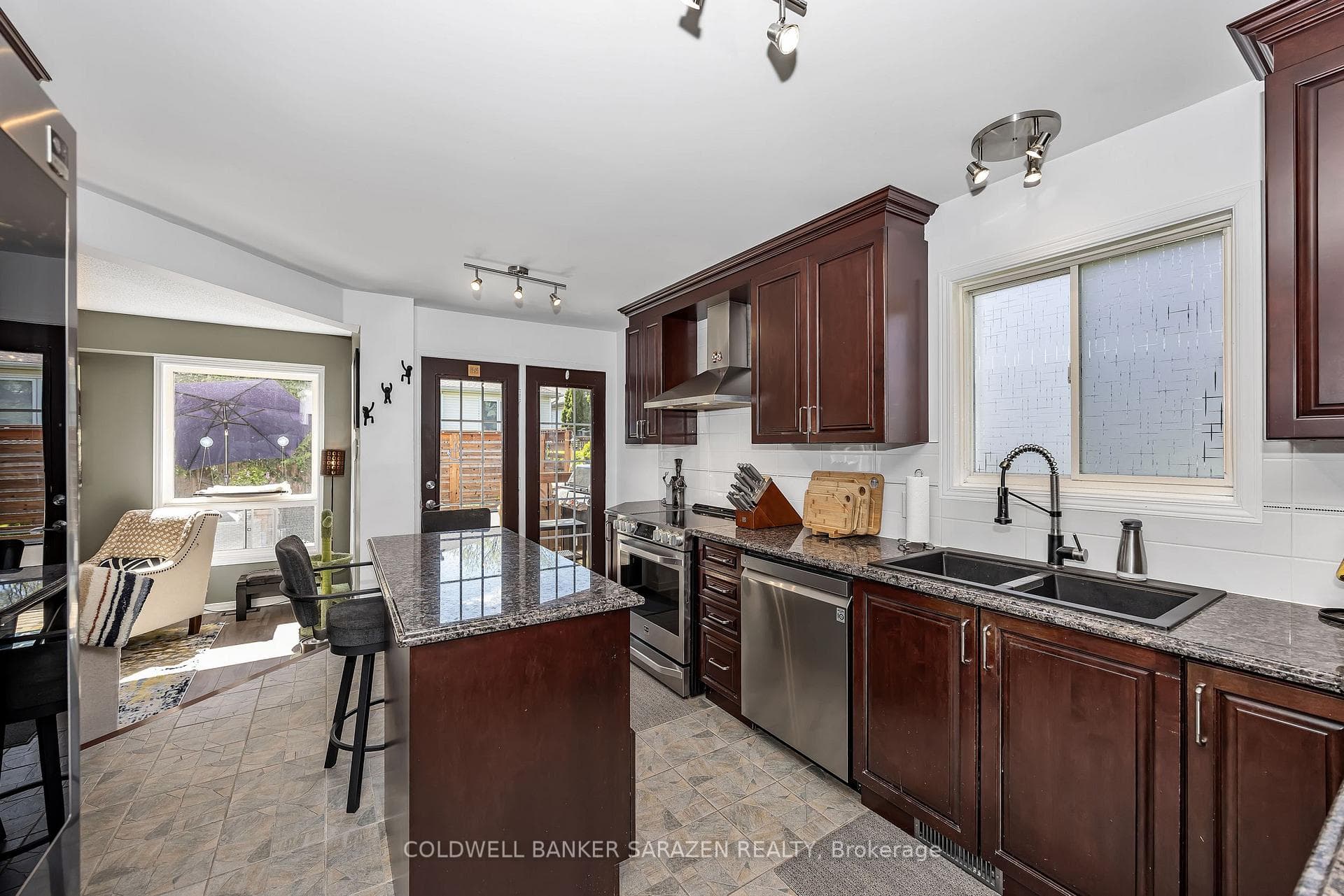 Kitchen - family room left distance