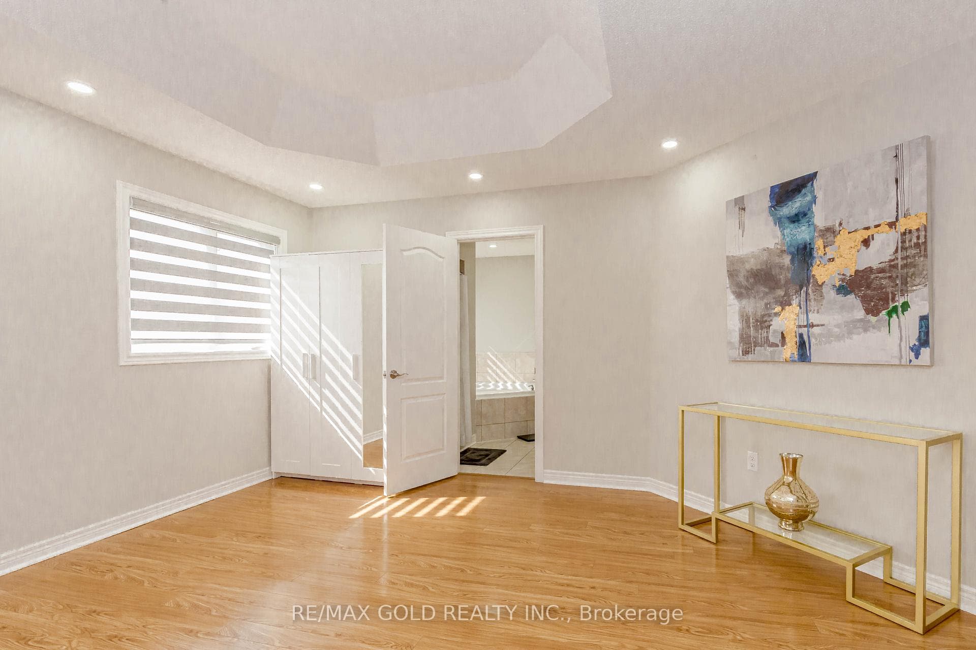 81 Amaranth Crescent photo 22