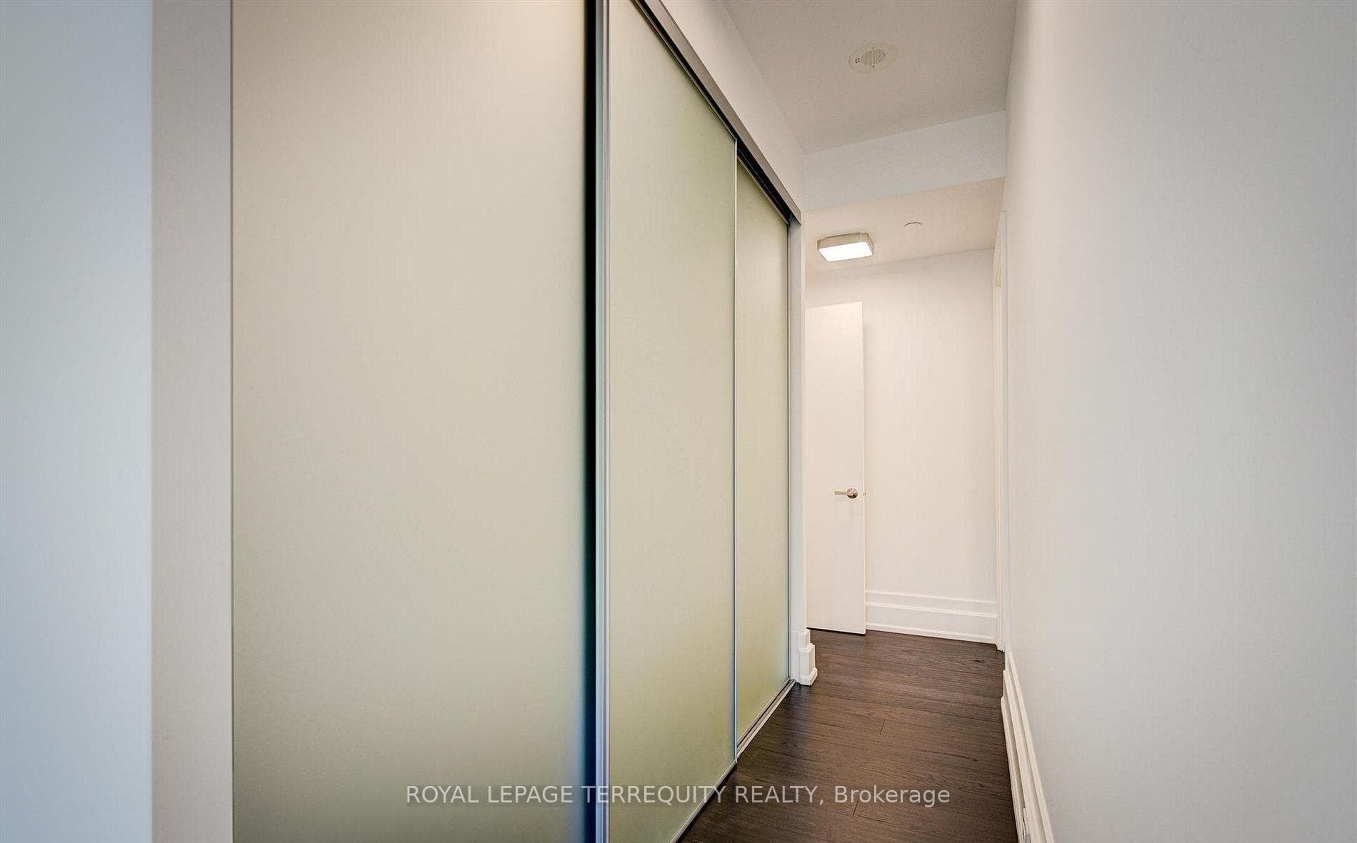 3 Southvale Drive Unit 401 photo 23