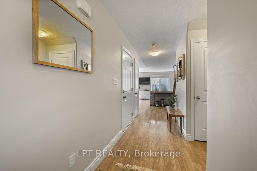 79 Amy Lynn Drive photo 2