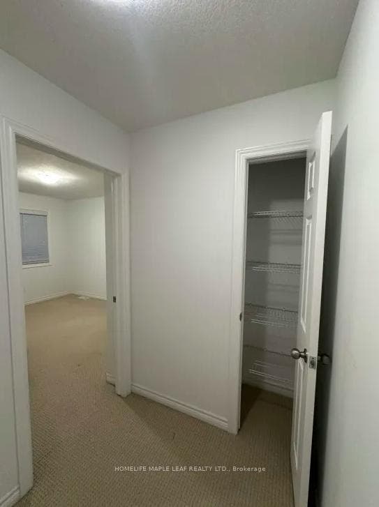 105 Woodedge Circle photo 31
