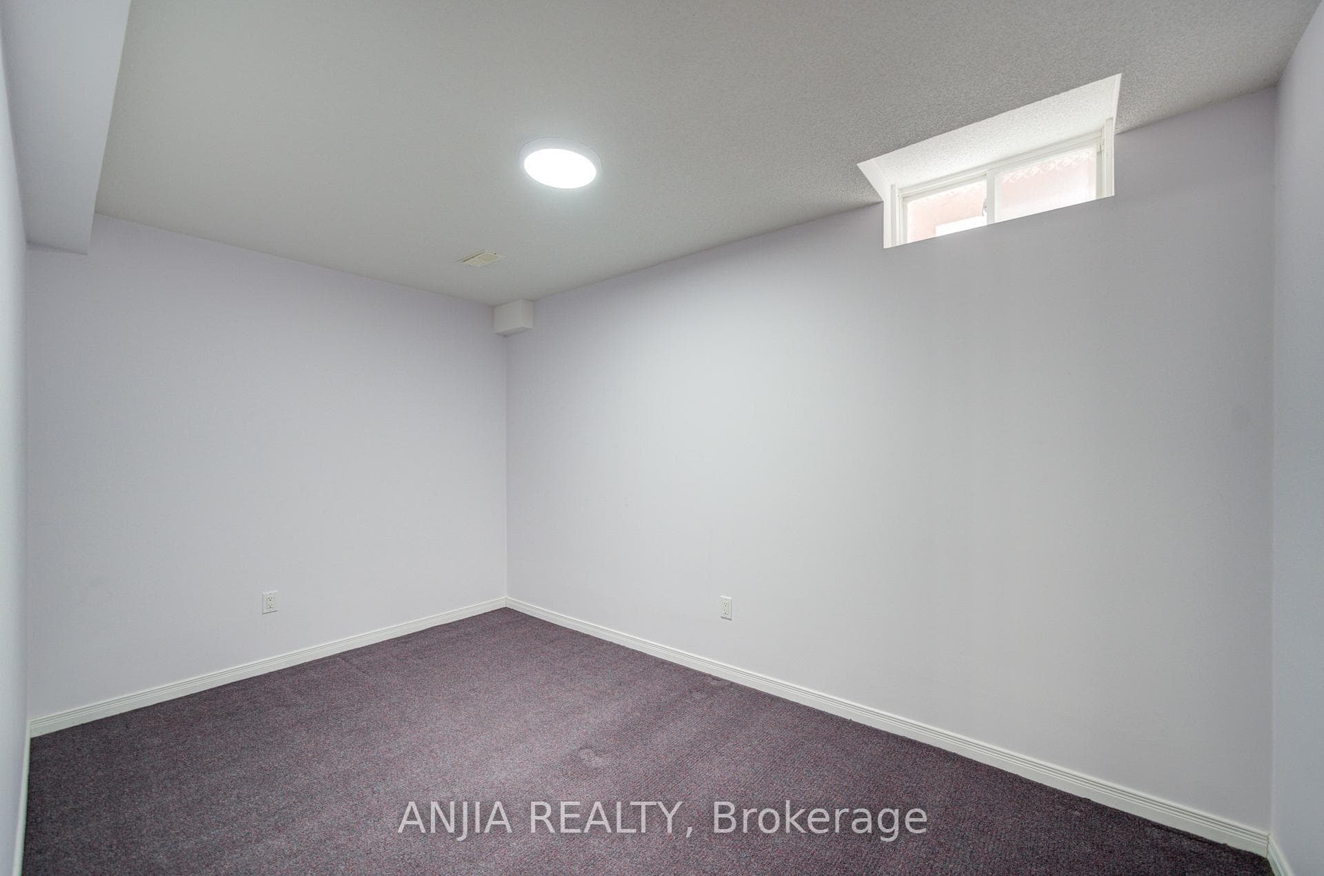 281 Mingay Avenue photo 43