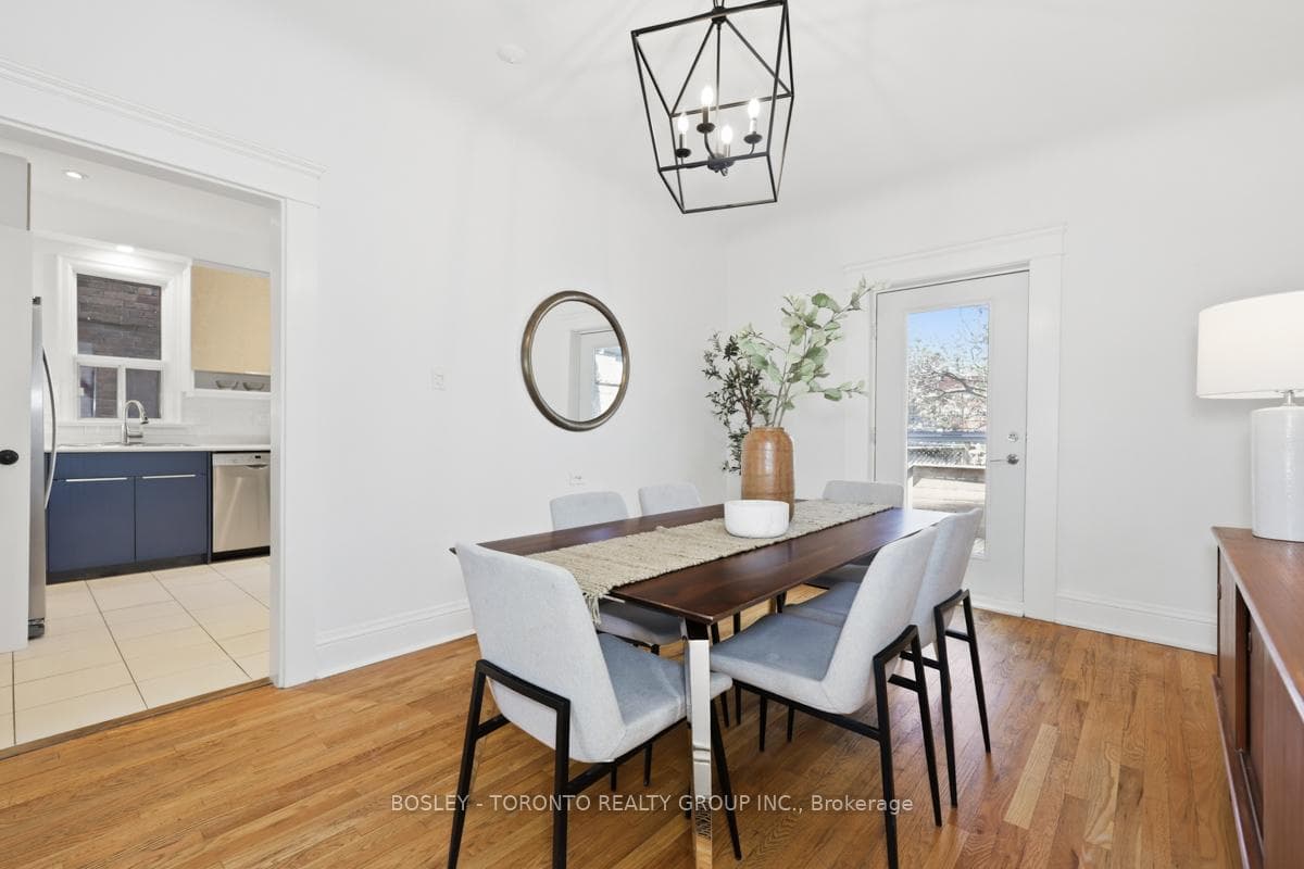 62 Hallam Street photo 7