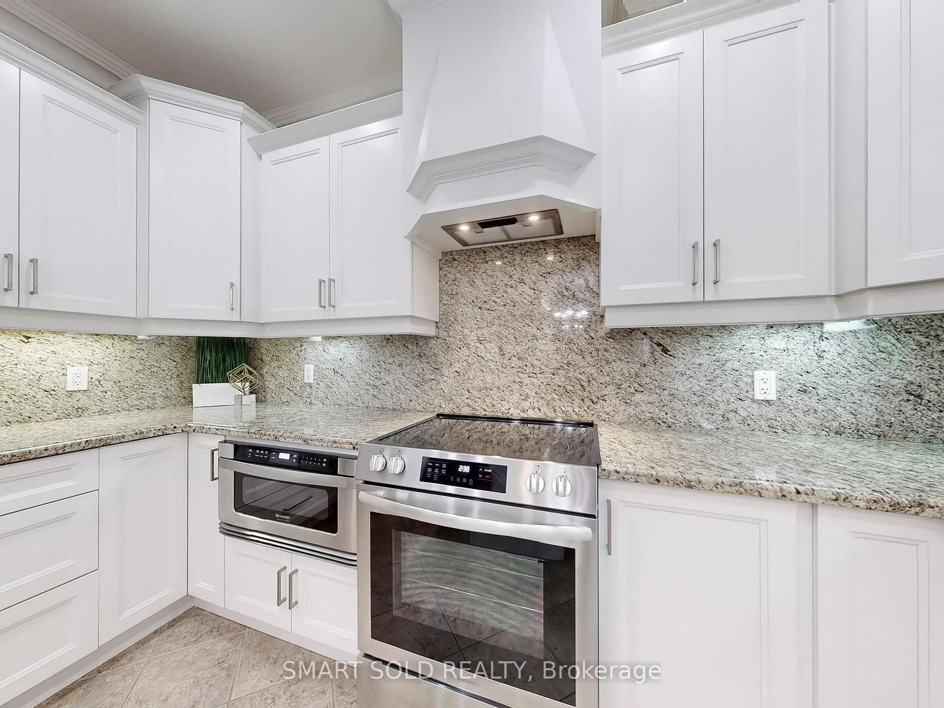 148 Tollgate Drive photo 12