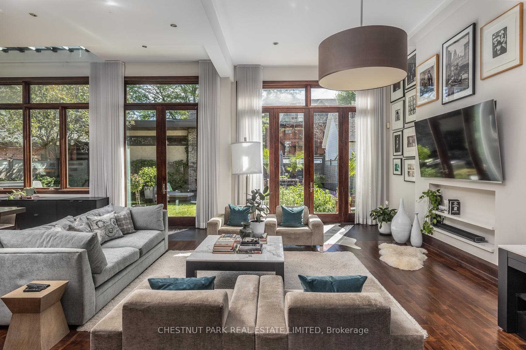 403 Palmerston Boulevard photo 12