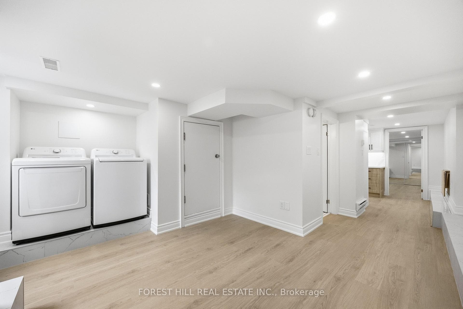 54 Gwynne Avenue Unit Basement photo 5