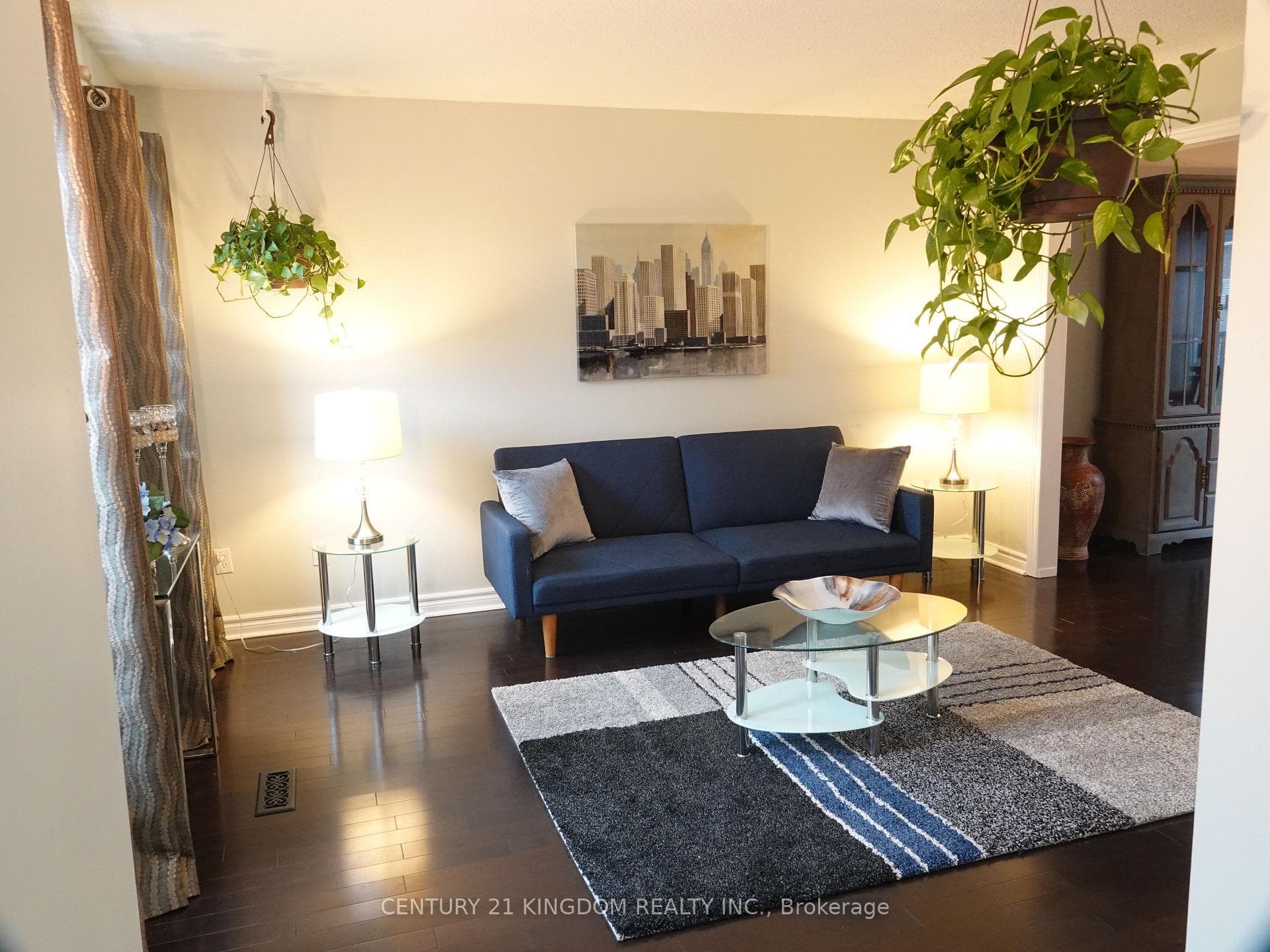 675 Foxwood Trail photo 4