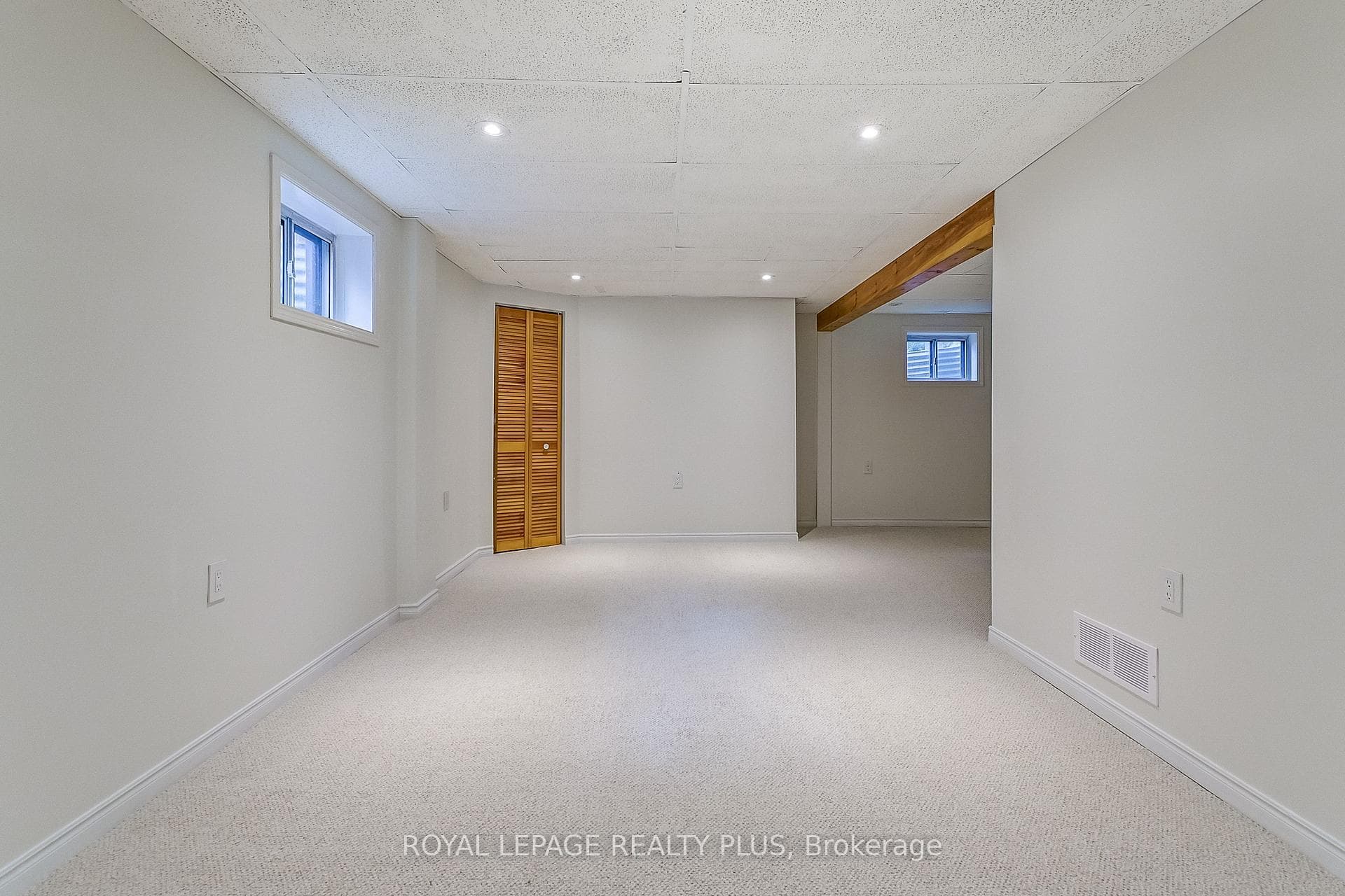 85 Bonham Boulevard photo 21