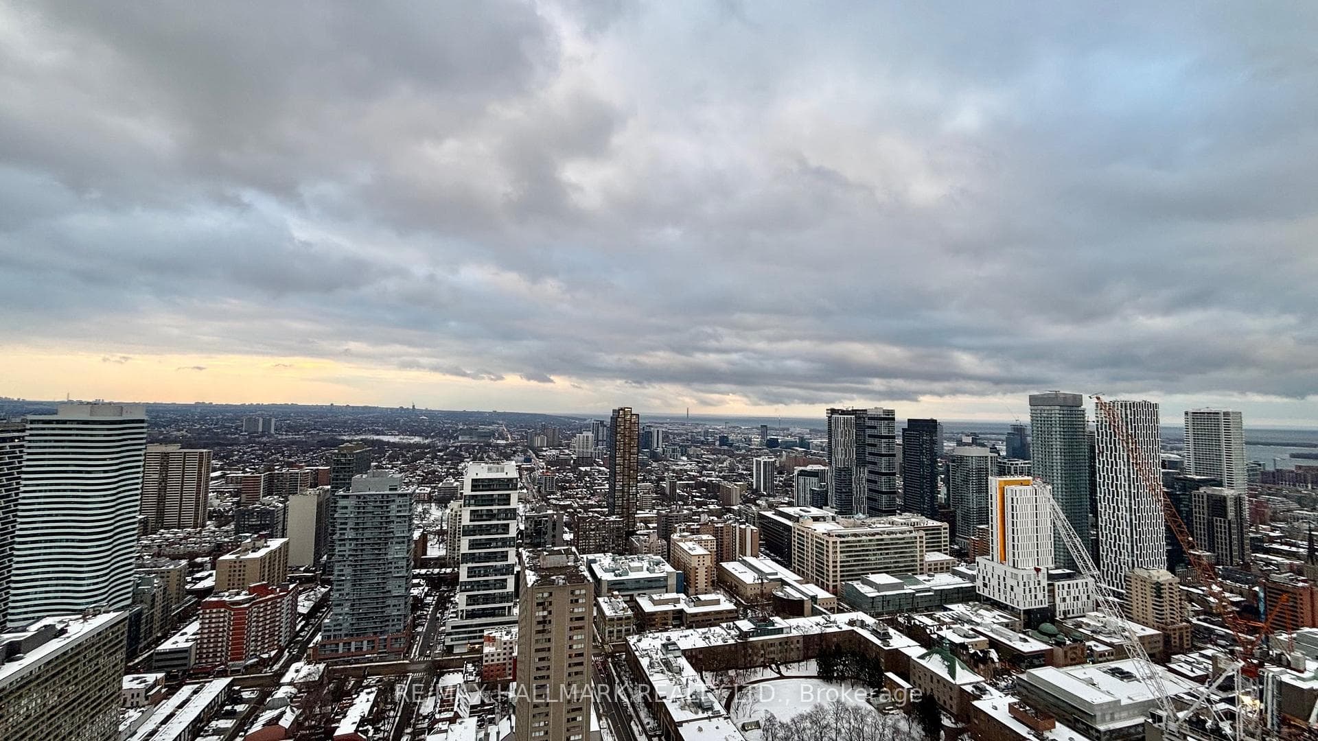 386 Yonge Street Unit 4603 photo 18