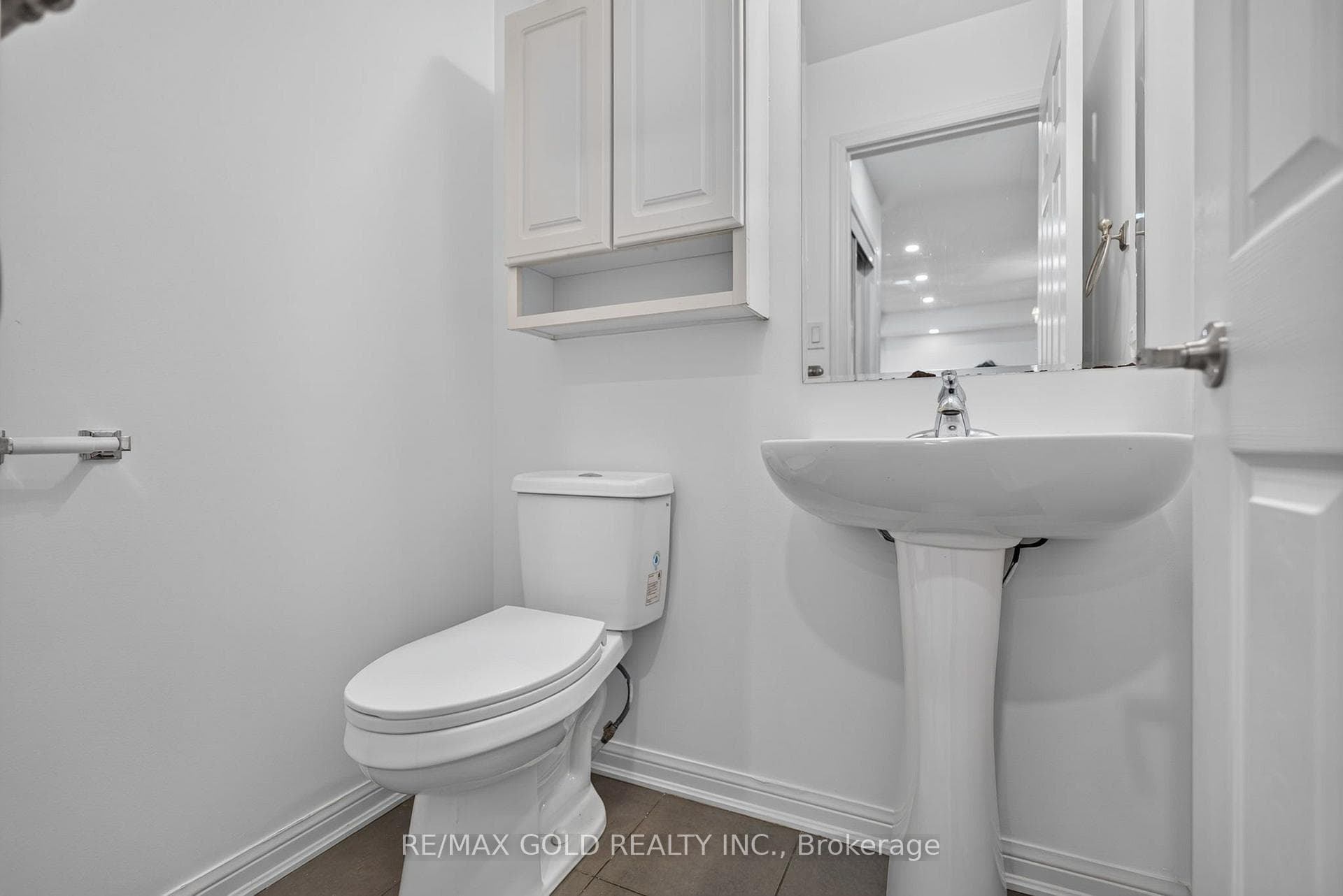 443 Cavanagh Lane photo 22
