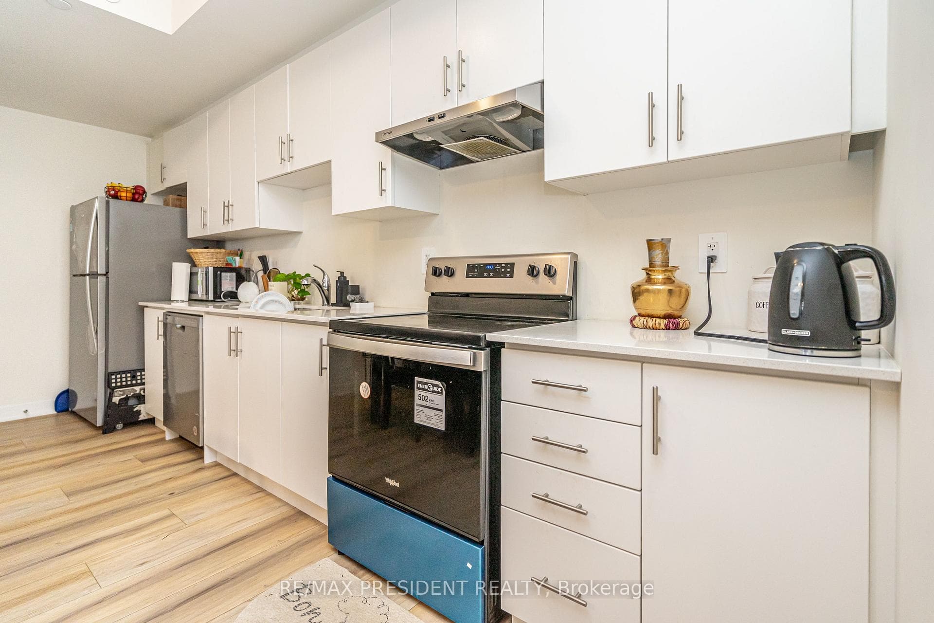 755 Omega Drive Unit 218 photo 11