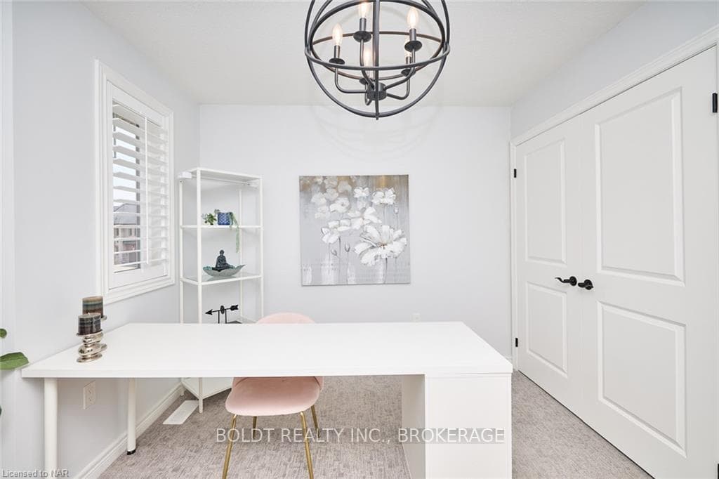 127 DENNIS Drive photo 26