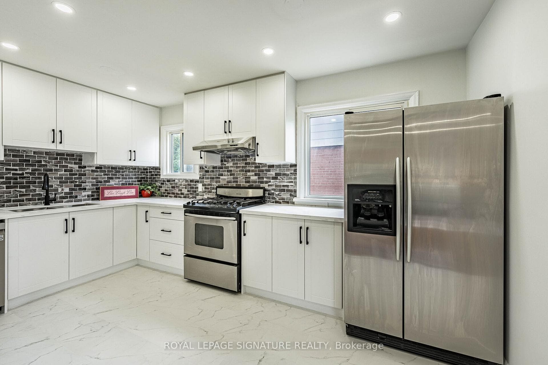 7 Putney Road photo 9