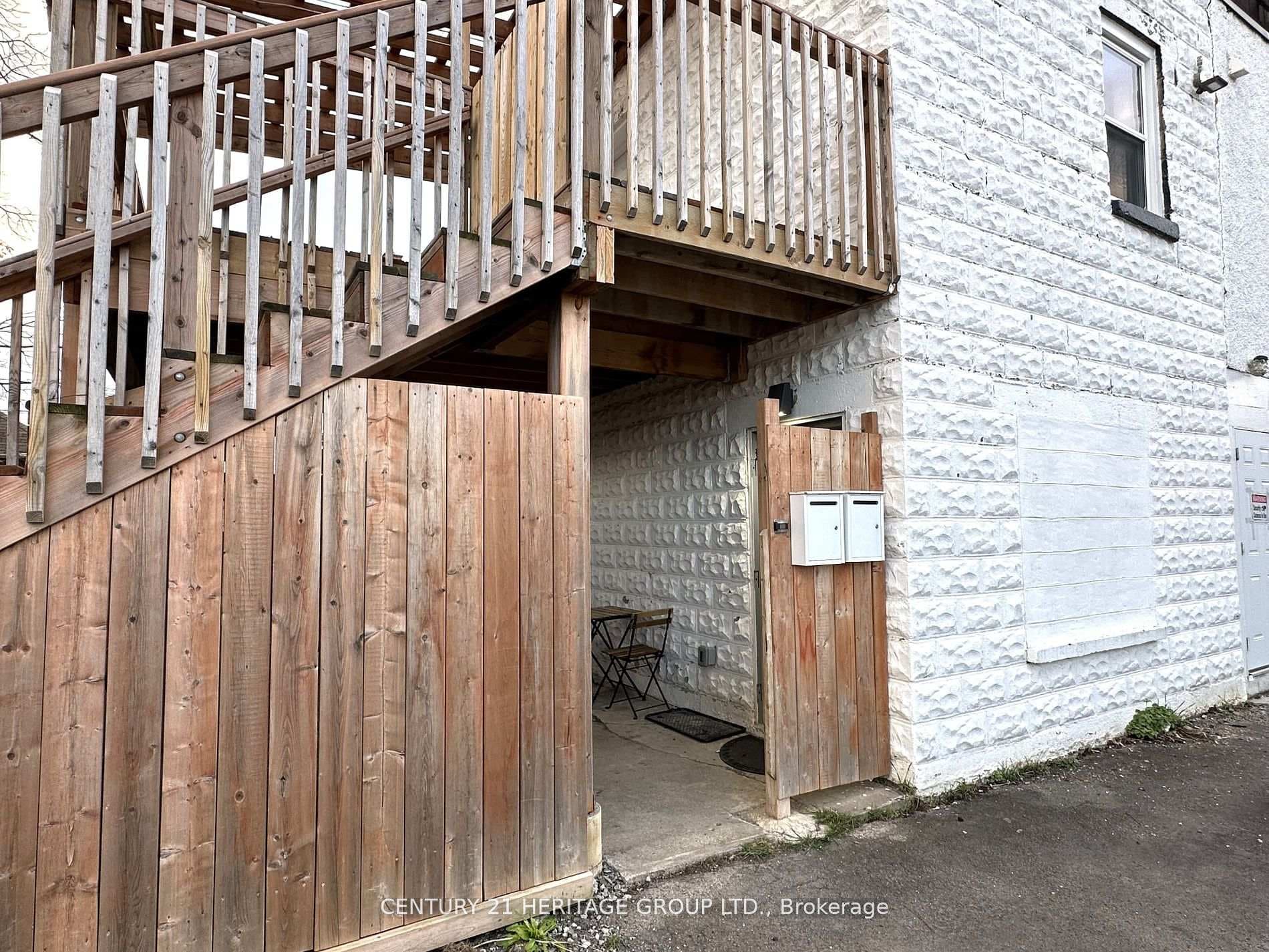 5002 Victoria Avenue photo 16