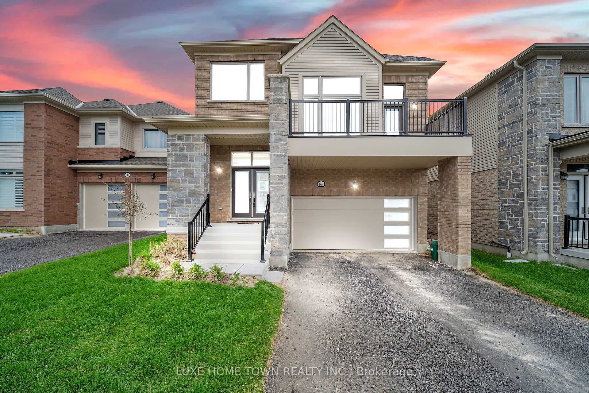 144 Povey Road photo 1