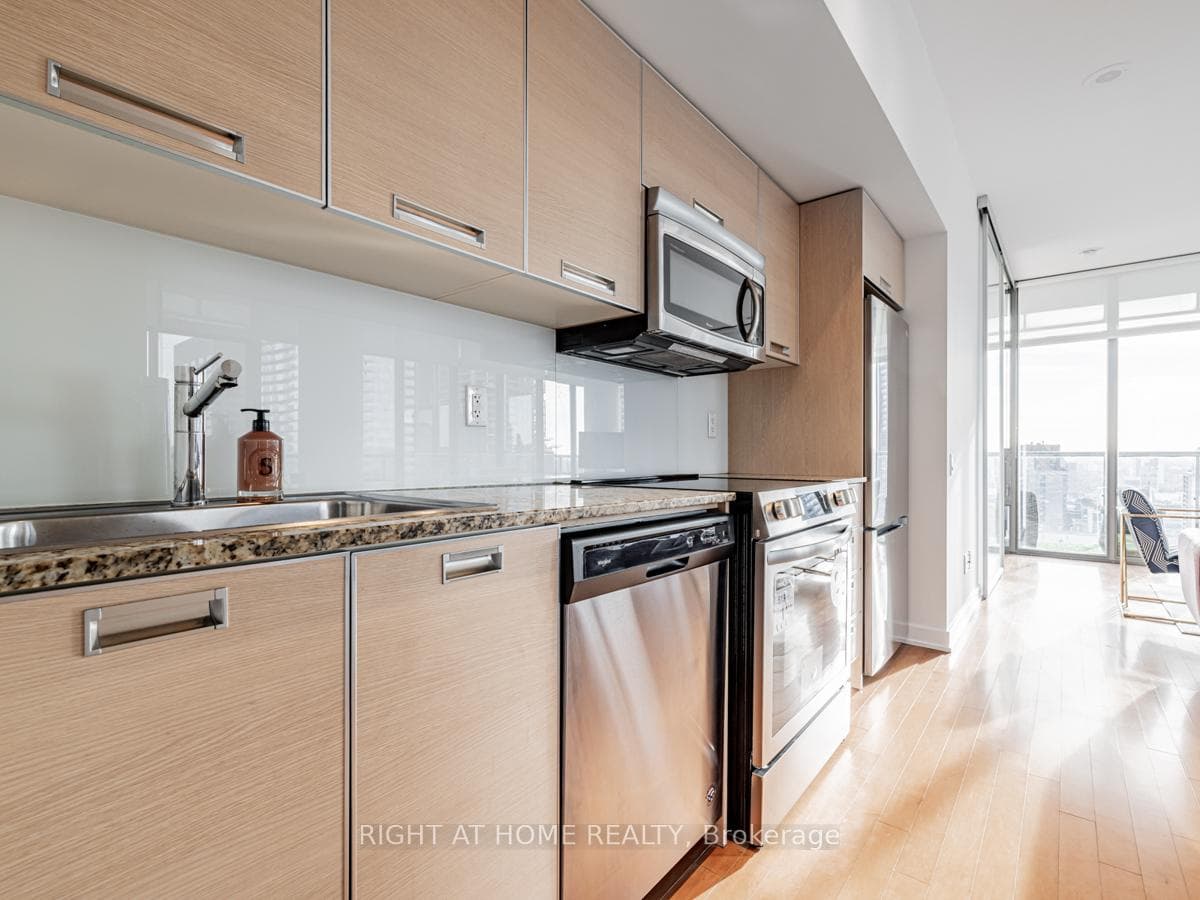 33 Charles Street Unit 2907 photo 21