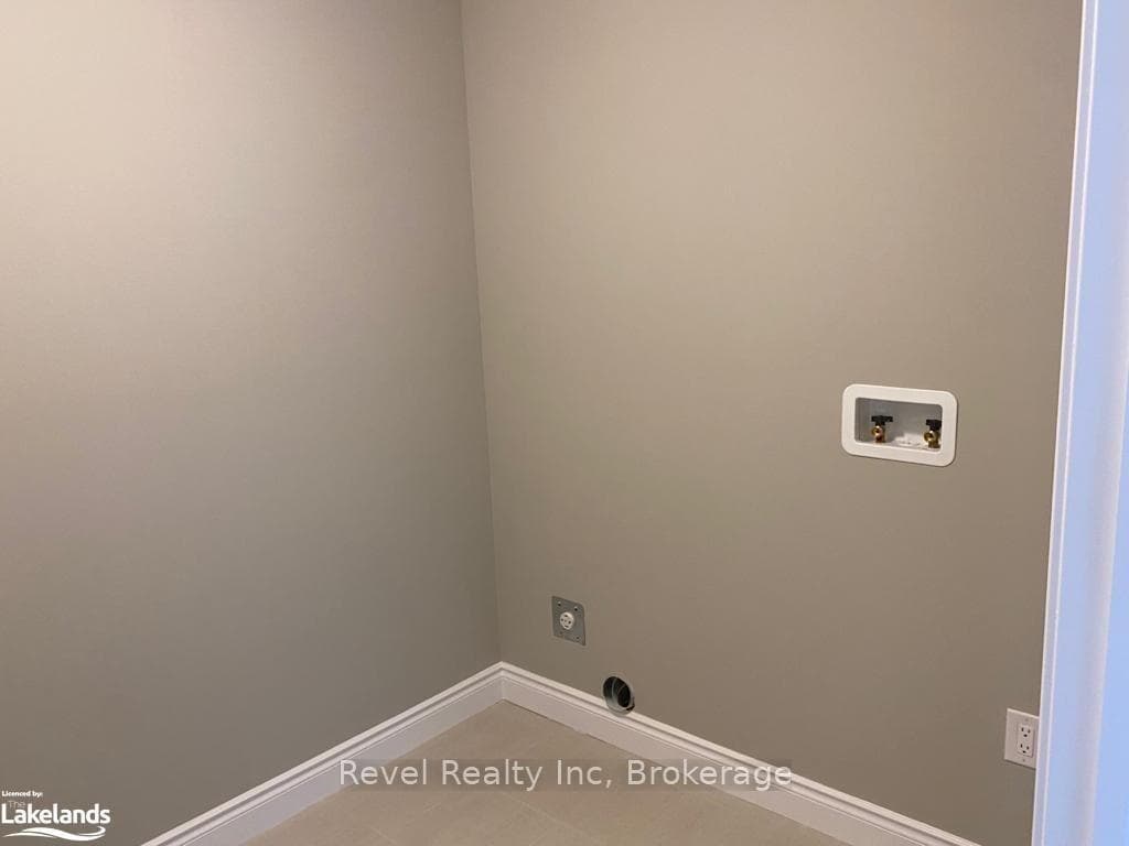 1050 WRIGHT Drive photo 15