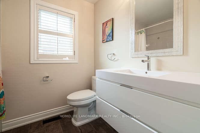 103 Hammerstone Crescent photo 25