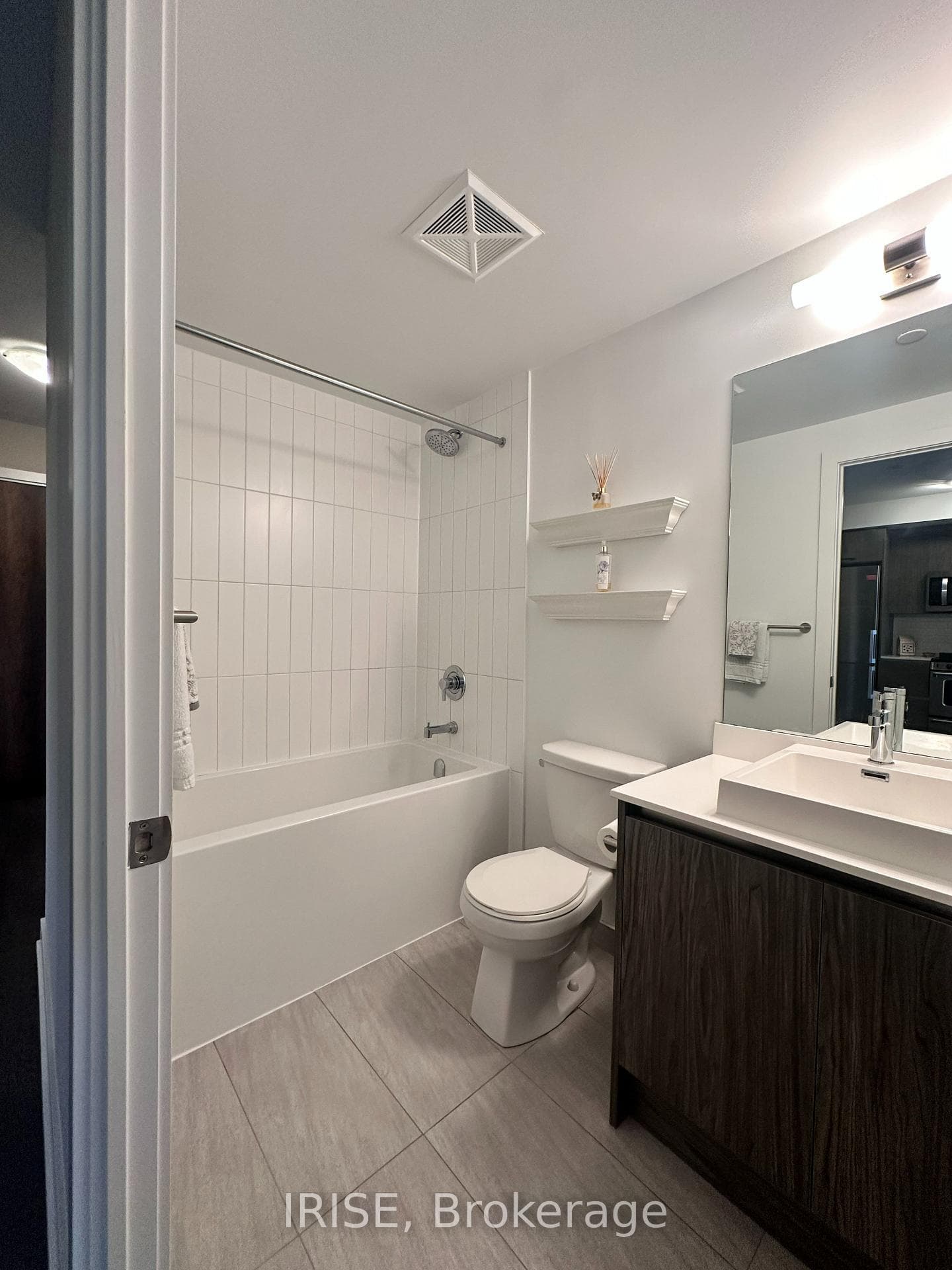 251 Manitoba Street Unit 324 photo 19