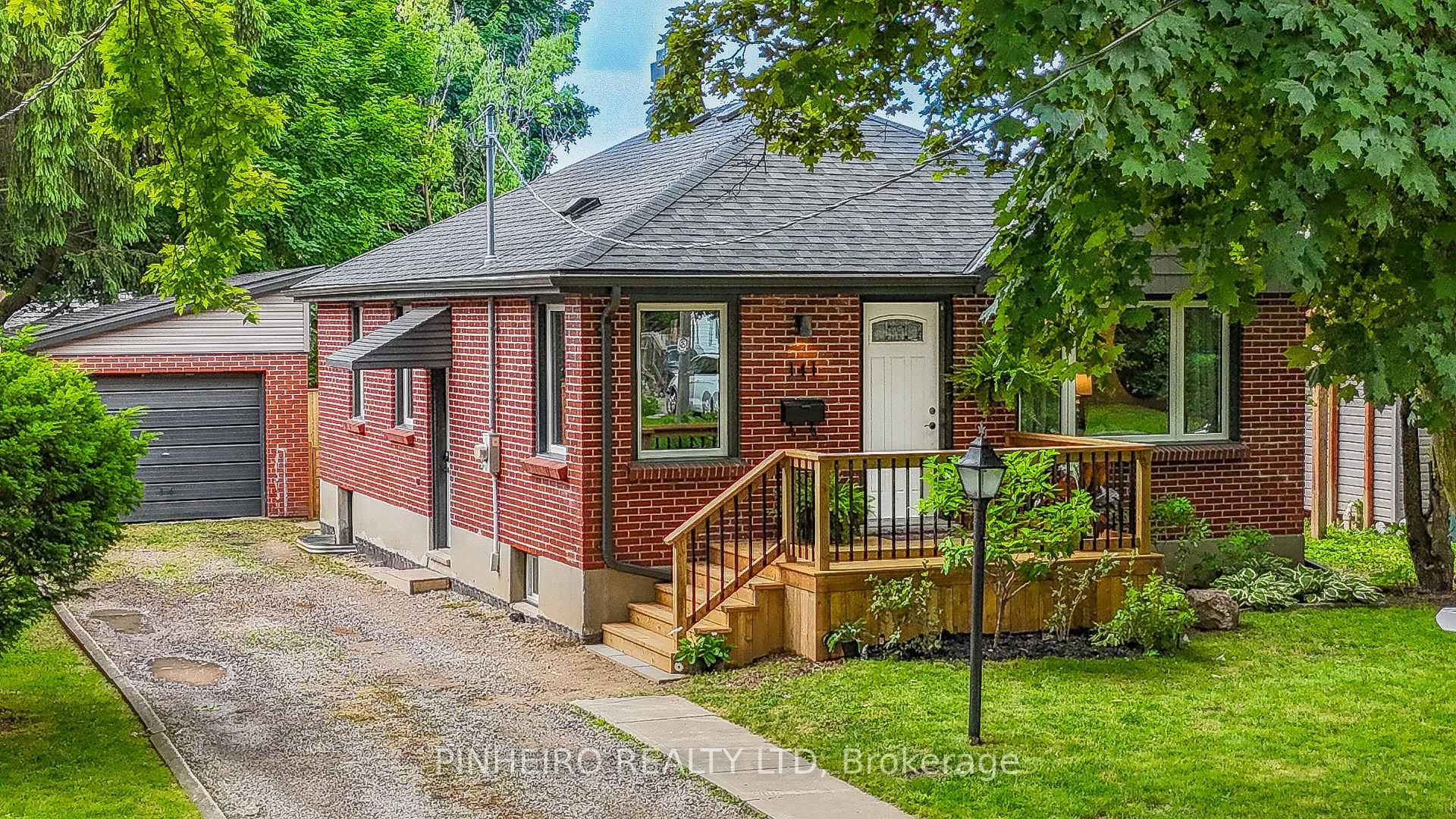 141 Barker Street photo 32