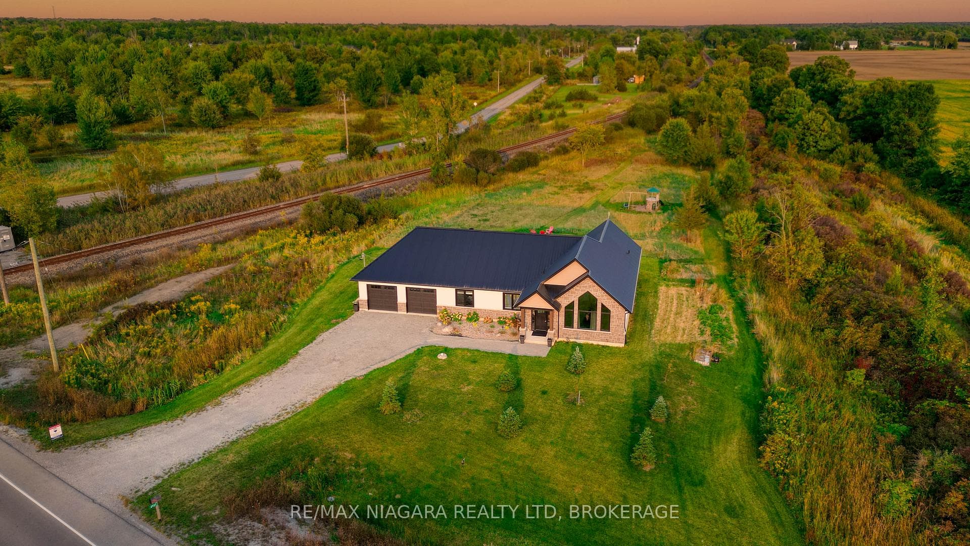 3921 Miller Road photo 5