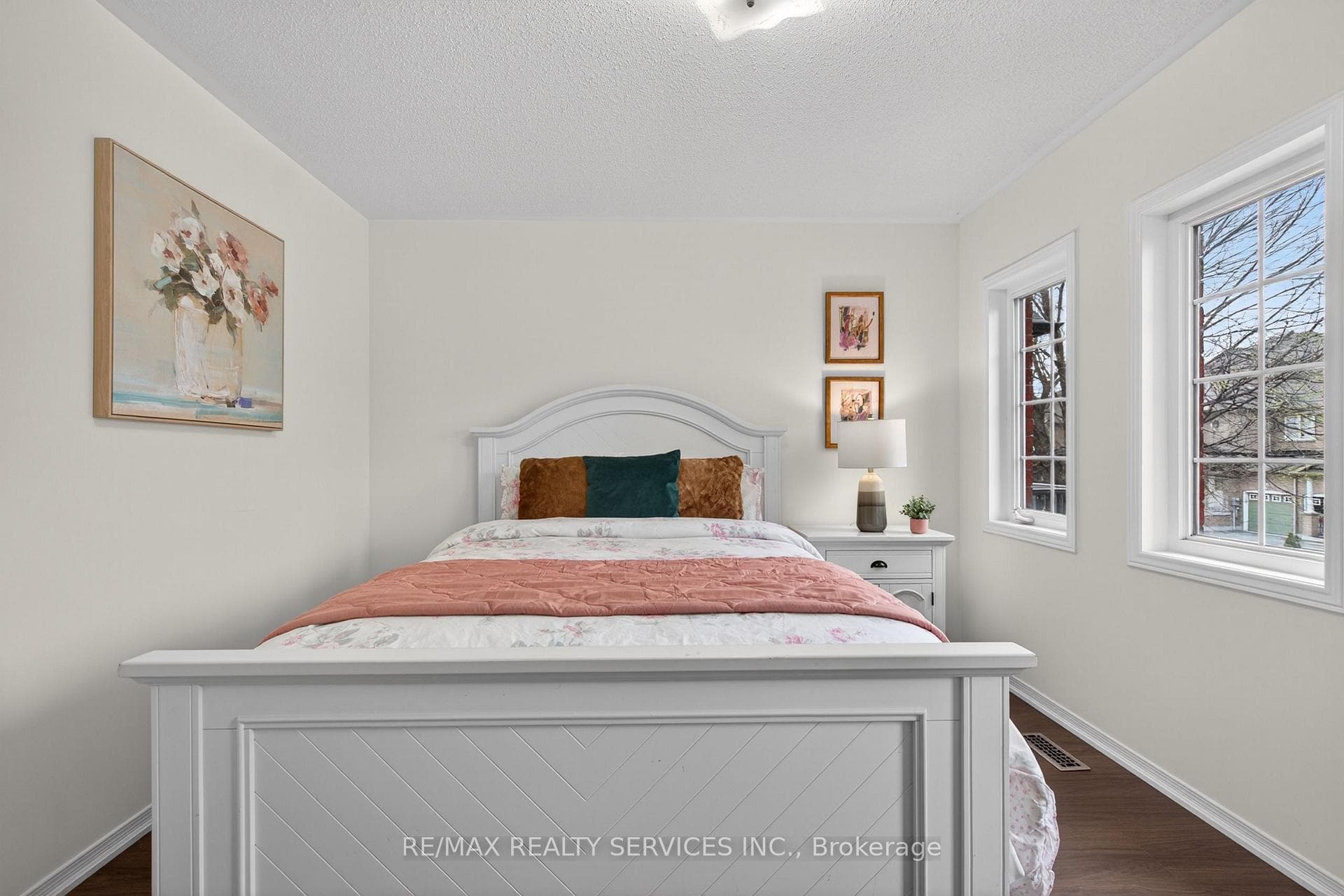 12 Nutwood Way photo 31