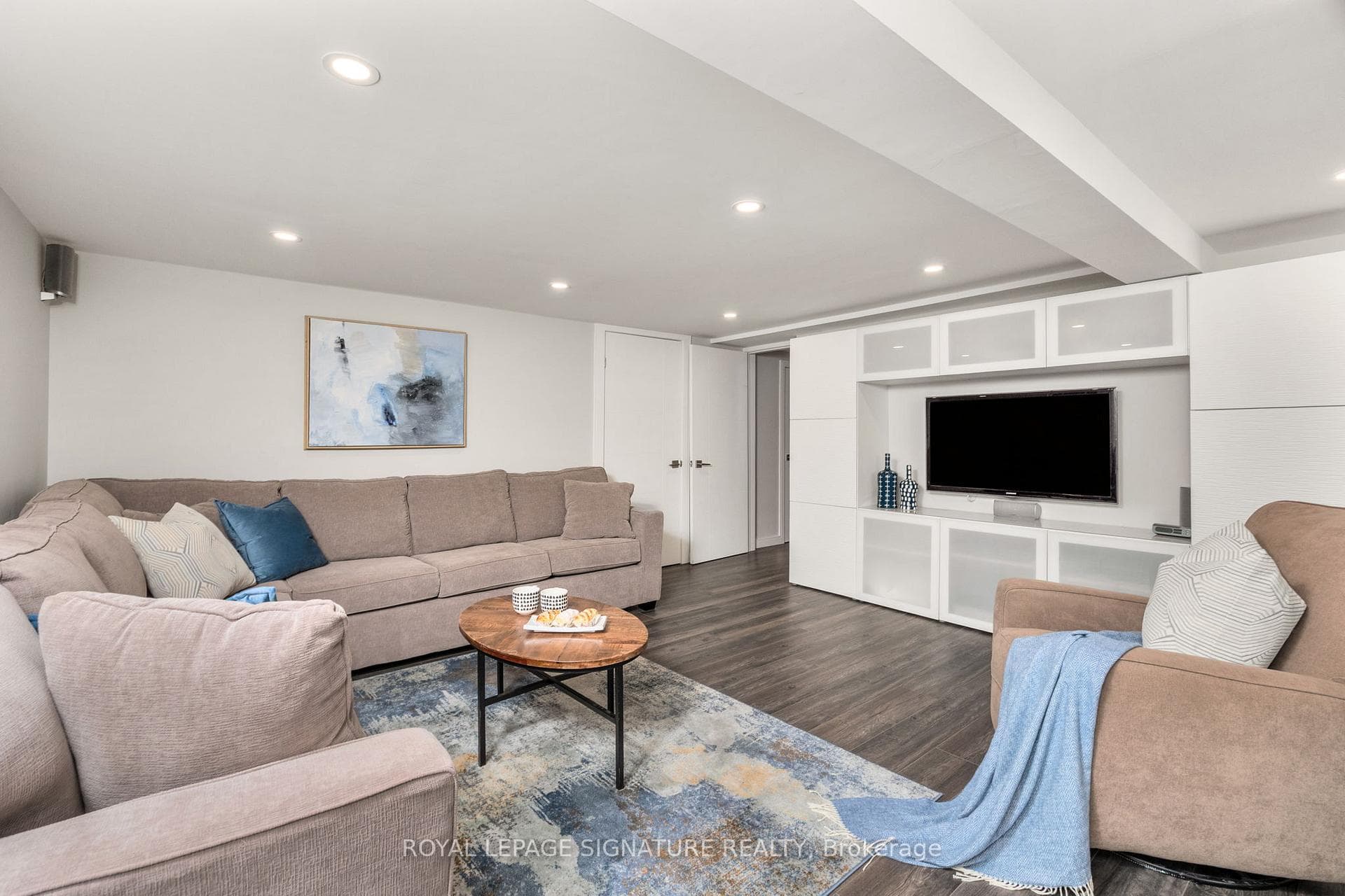 30 Pitcairn Crescent photo 23