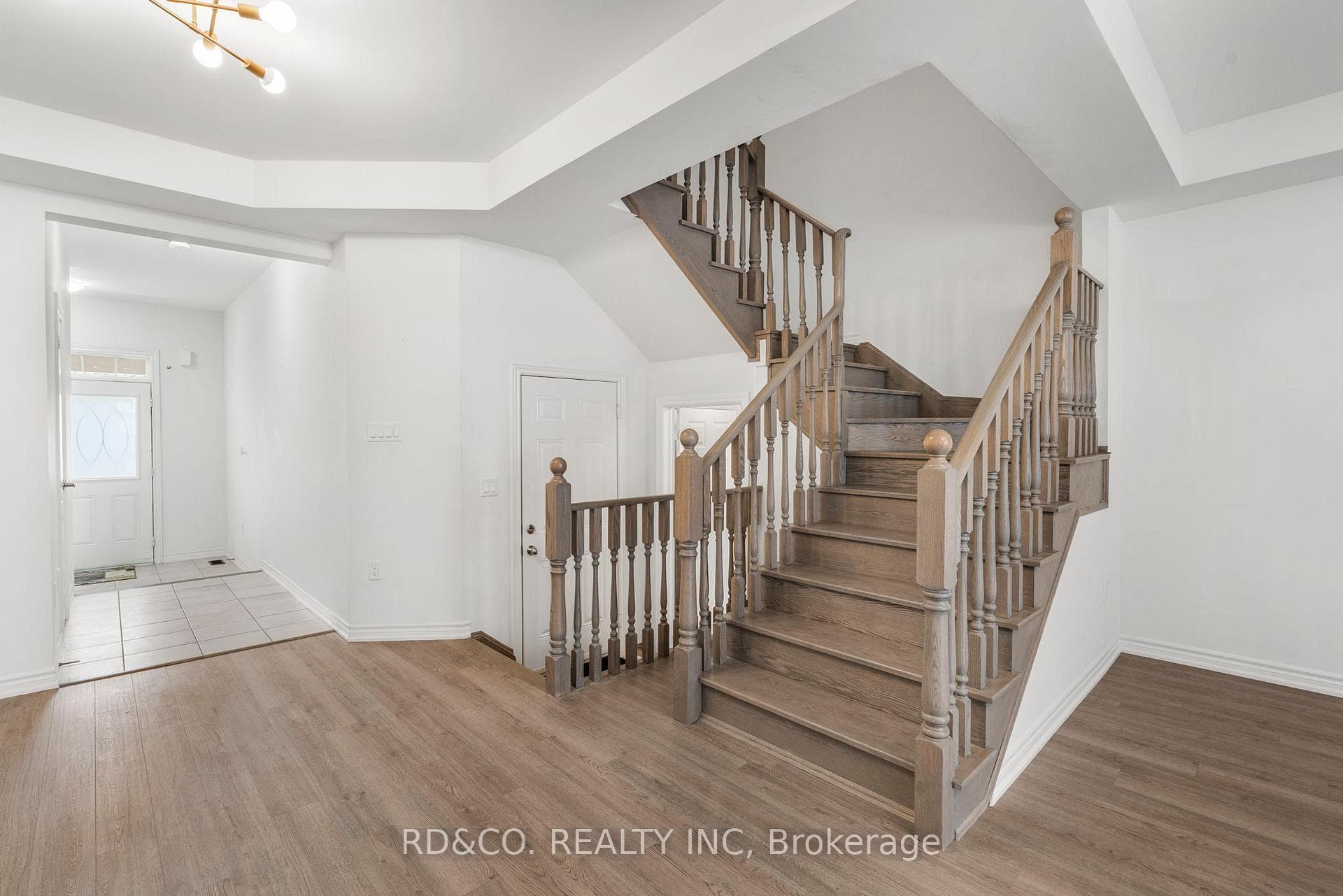 65 Markview Road photo 17