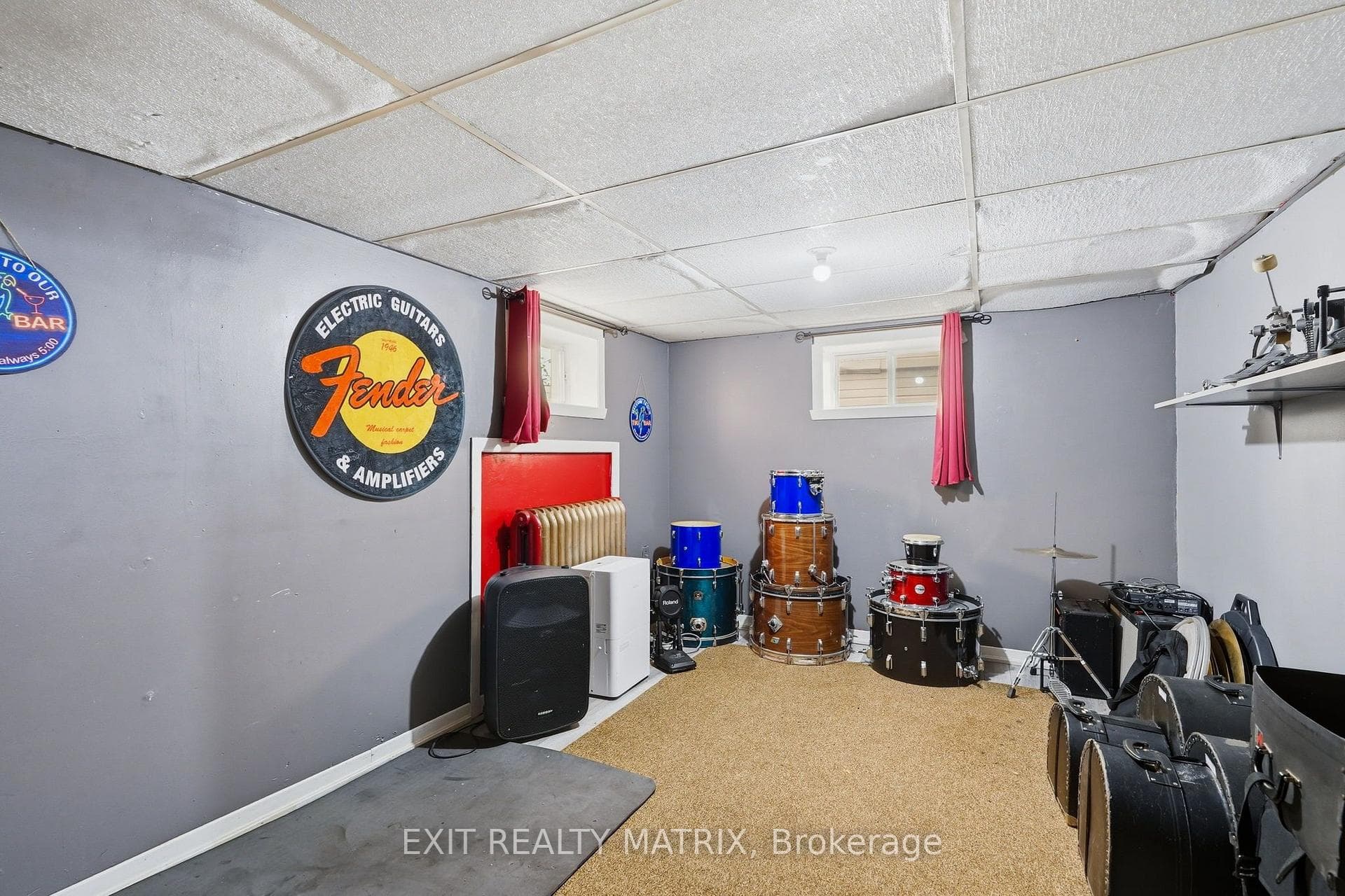 281 Higginson Street photo 19