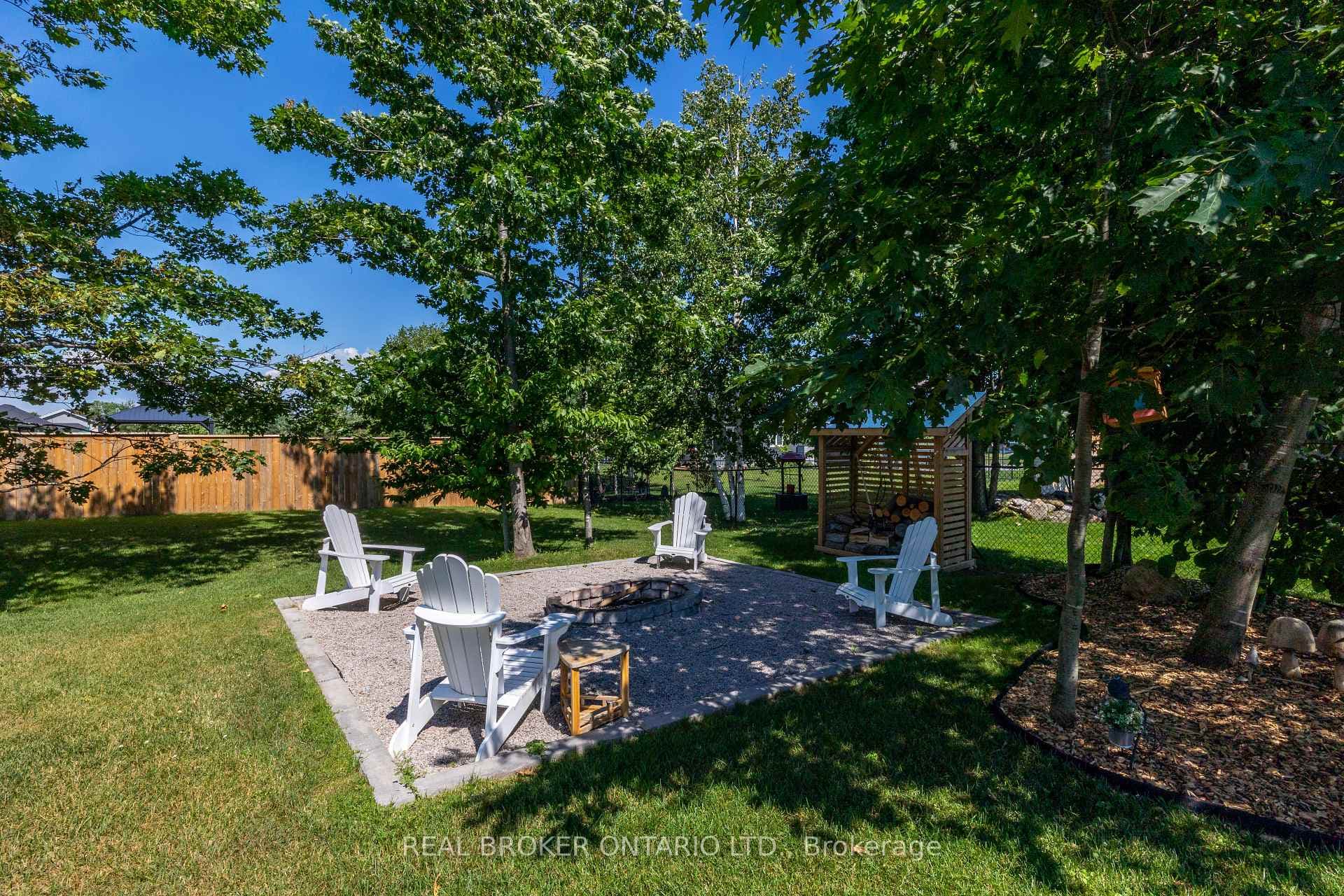 19 Cheslock Crescent photo 30