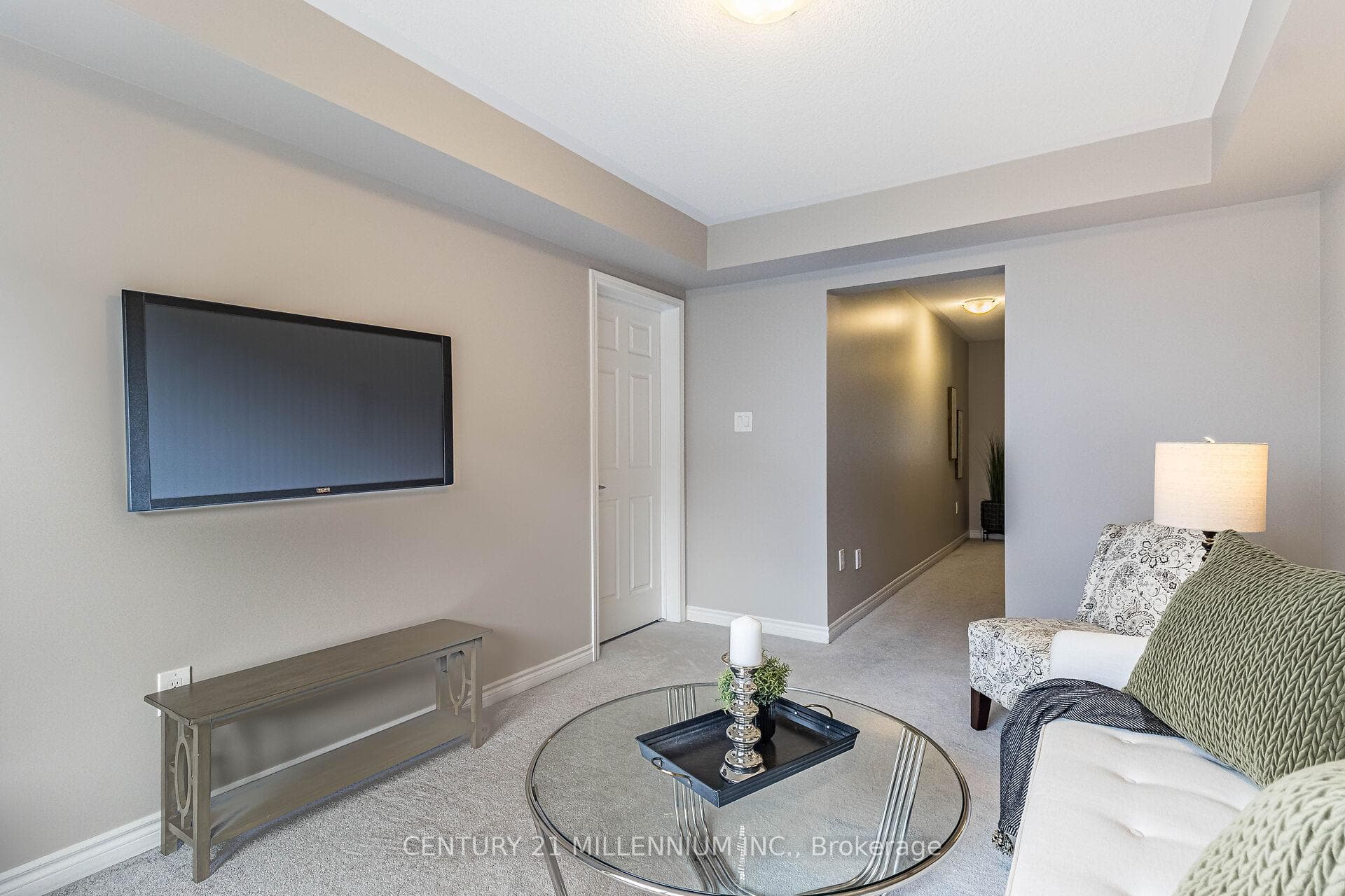 77 Bannister Crescent photo 33