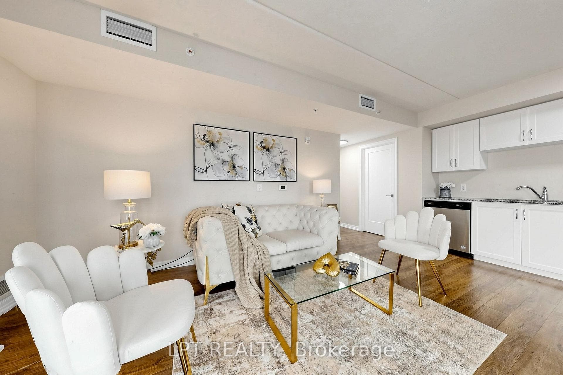 104 Summit Ridge Drive Unit 302 photo 16