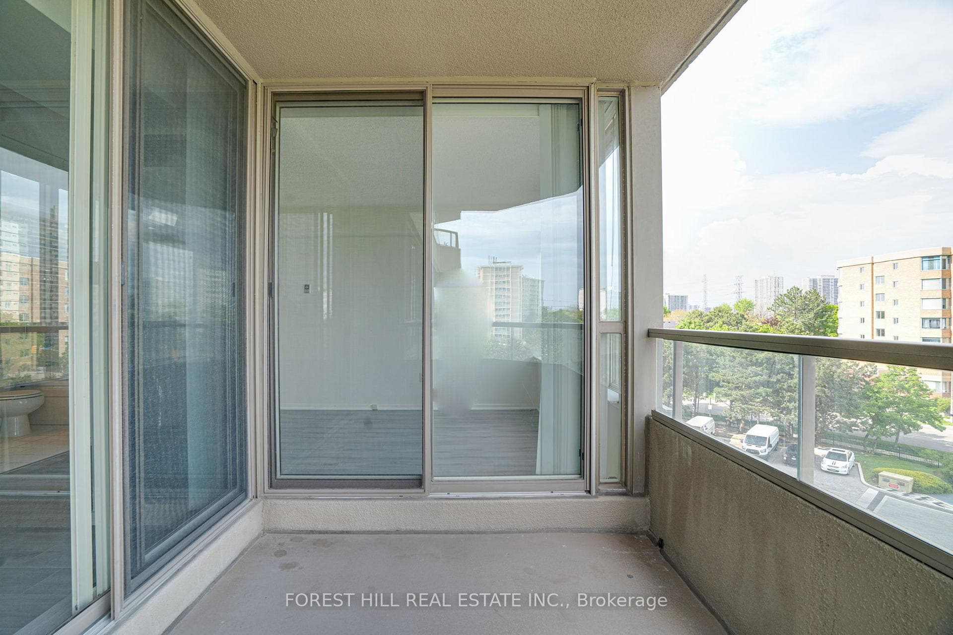 10 Torresdale Avenue Unit 502 photo 17