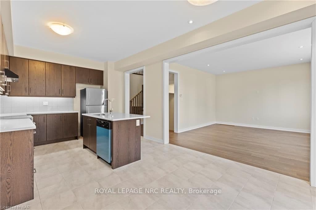 78 EASTBRIDGE Avenue photo 13