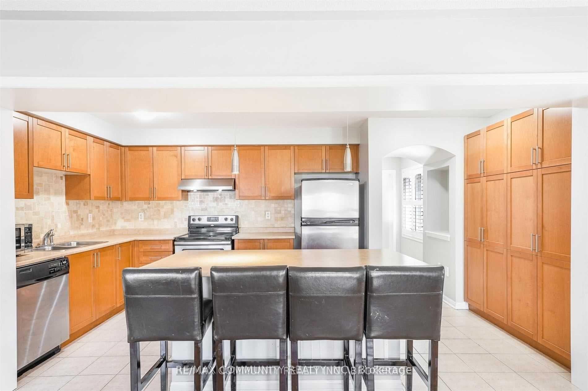 92 Hummingbird Drive photo 12