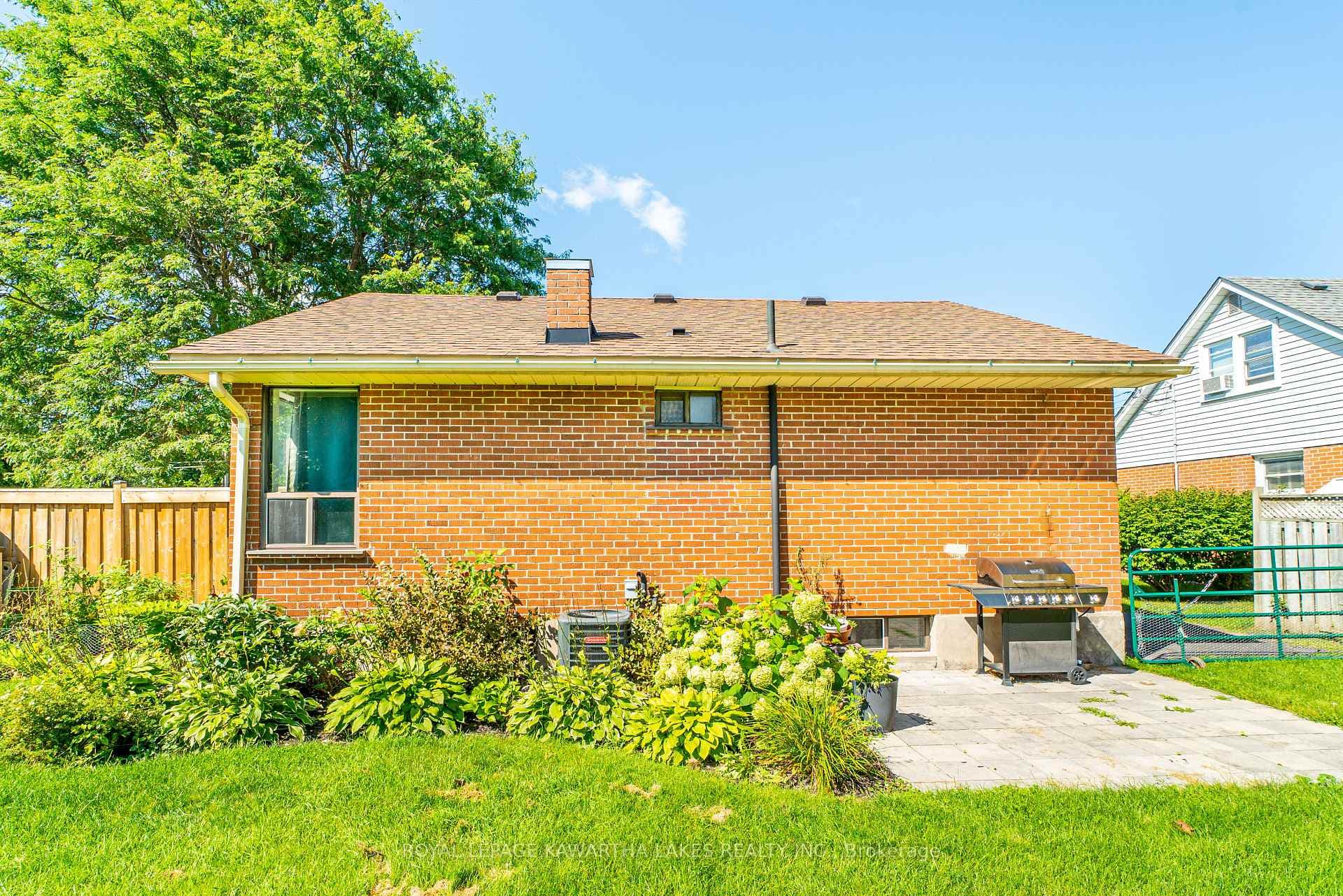 58 St David Street photo 32
