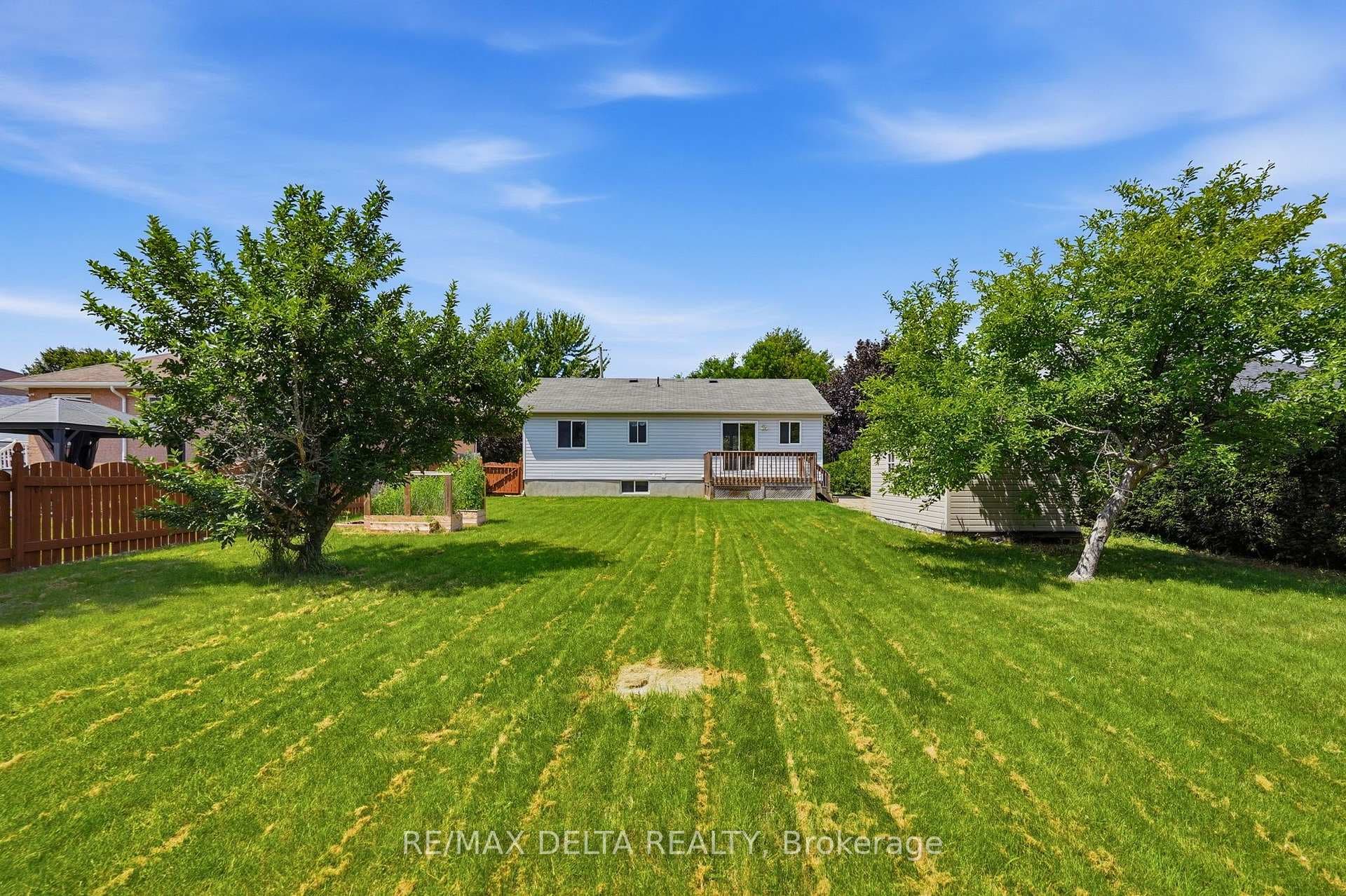 687 Ste-Marie Street photo 32