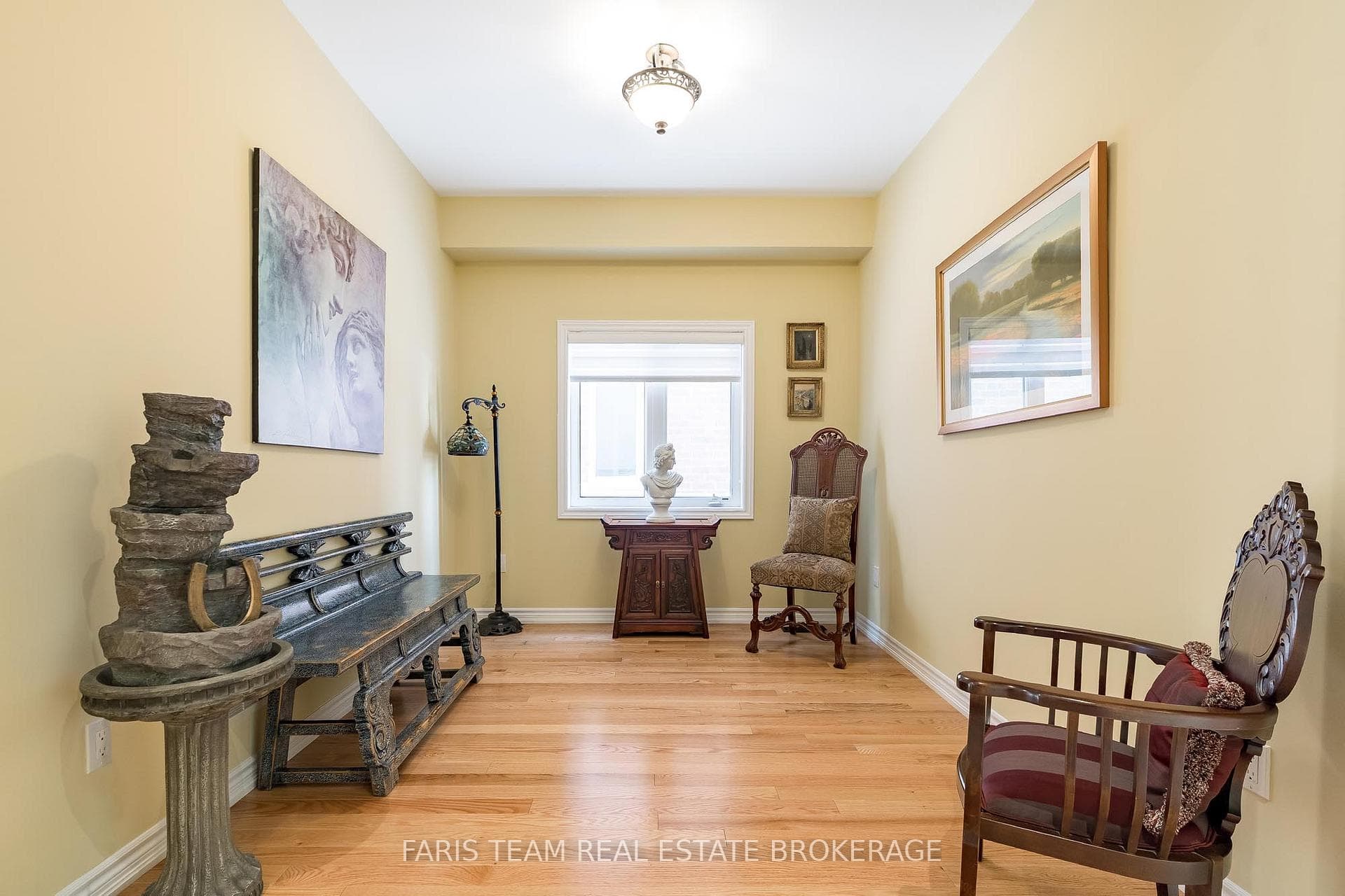 1041 Wickham Road photo 21