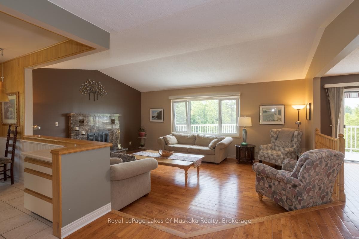 110 Dill Street photo 9