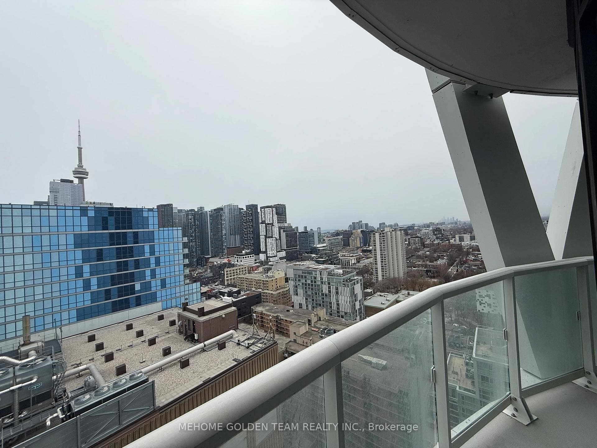 230 Simcoe Street Unit 2218 photo 26